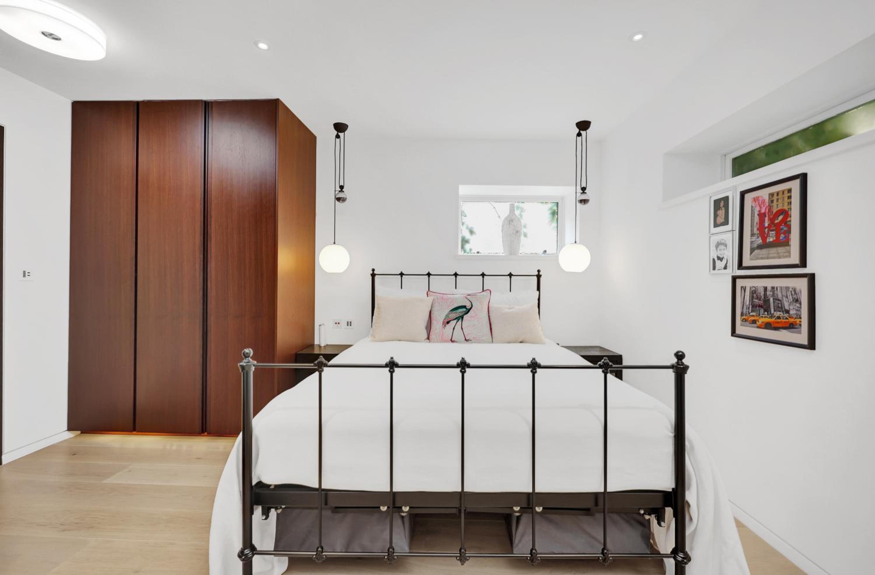 Luxury 3 Bed House by Hyde Park, Bayswater