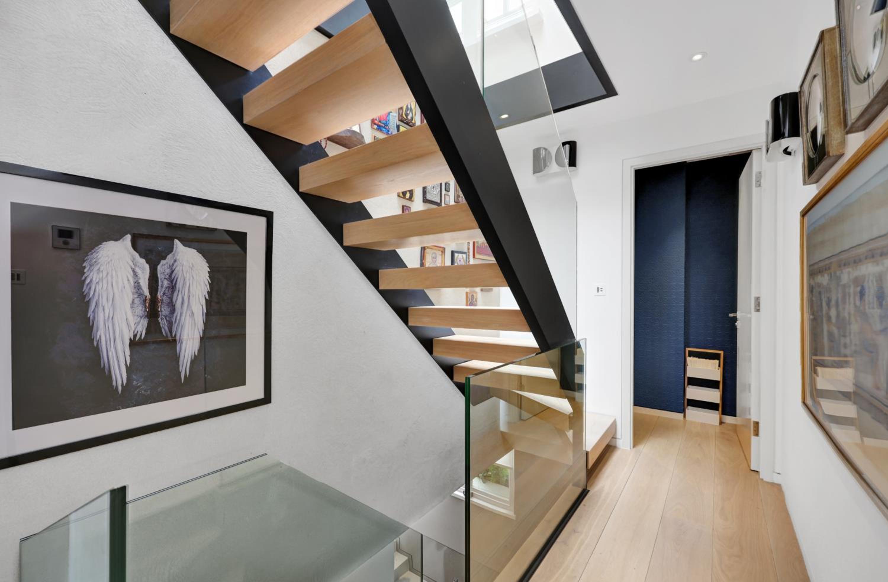 Luxury 3 Bed House by Hyde Park, Bayswater