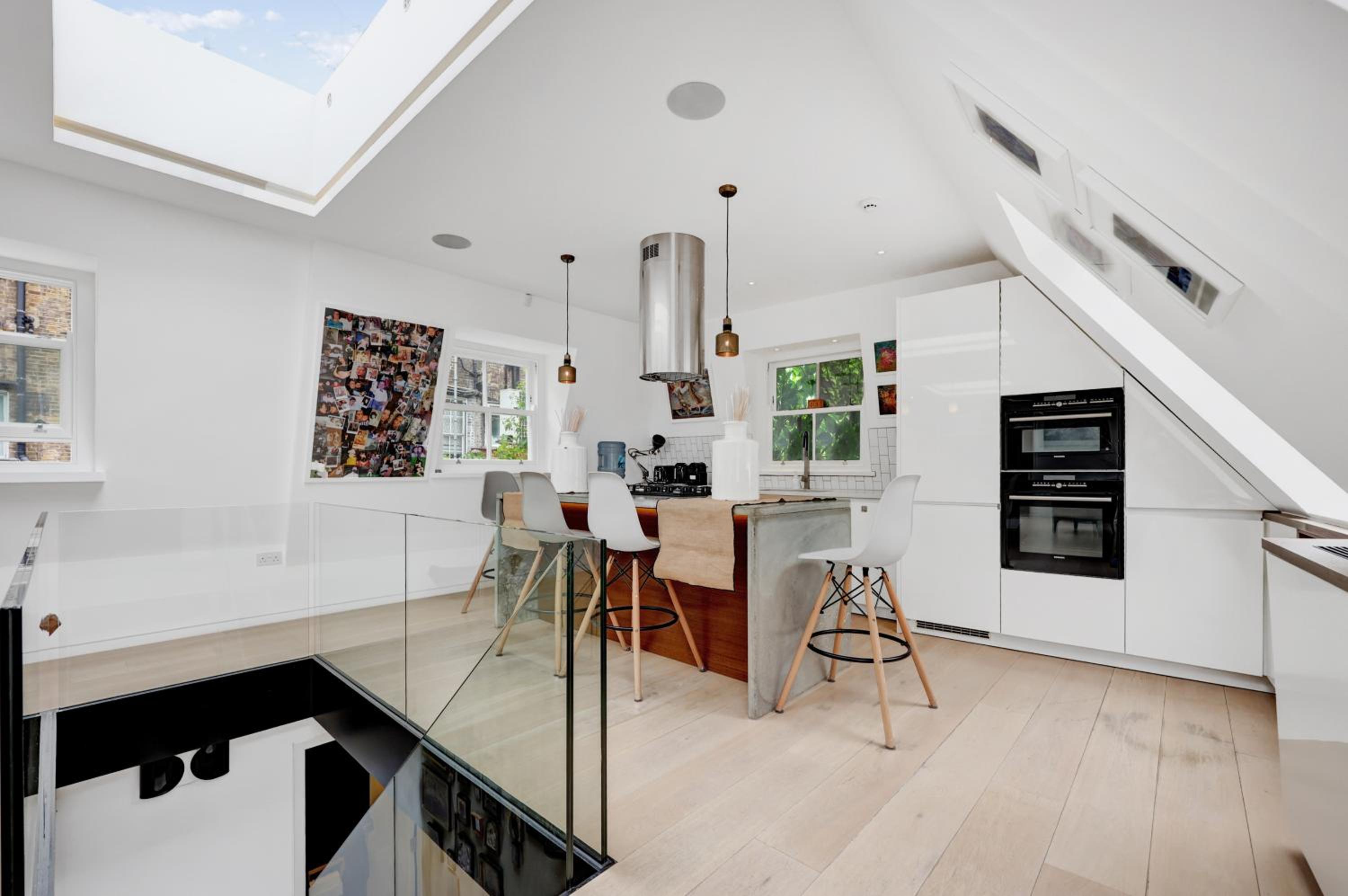 Luxury 3 Bed House by Hyde Park, Bayswater