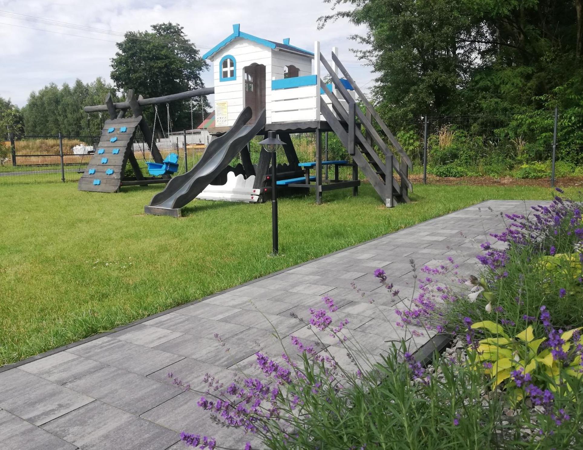 Photo 19