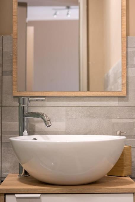 Comfort Zone - Mole suite view 3