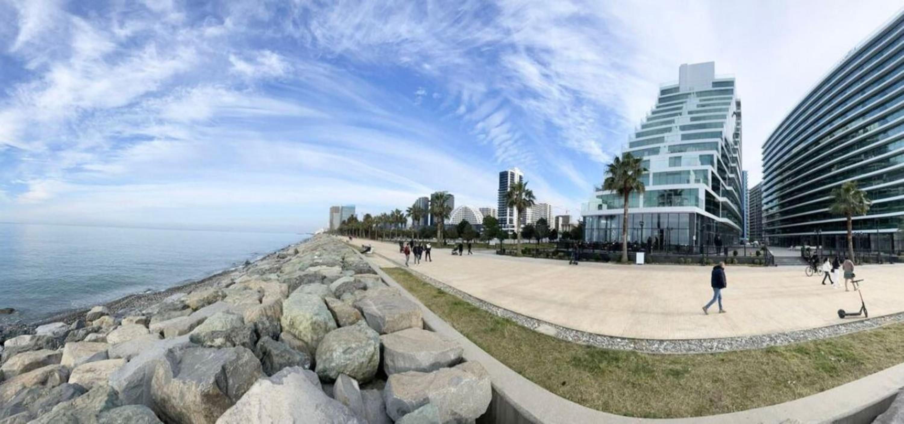 GlobalStay Batumi View Beachfront Apartments — photo 32
