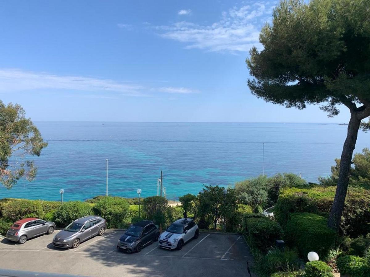 Villa Cannes directly on the sea photo 4