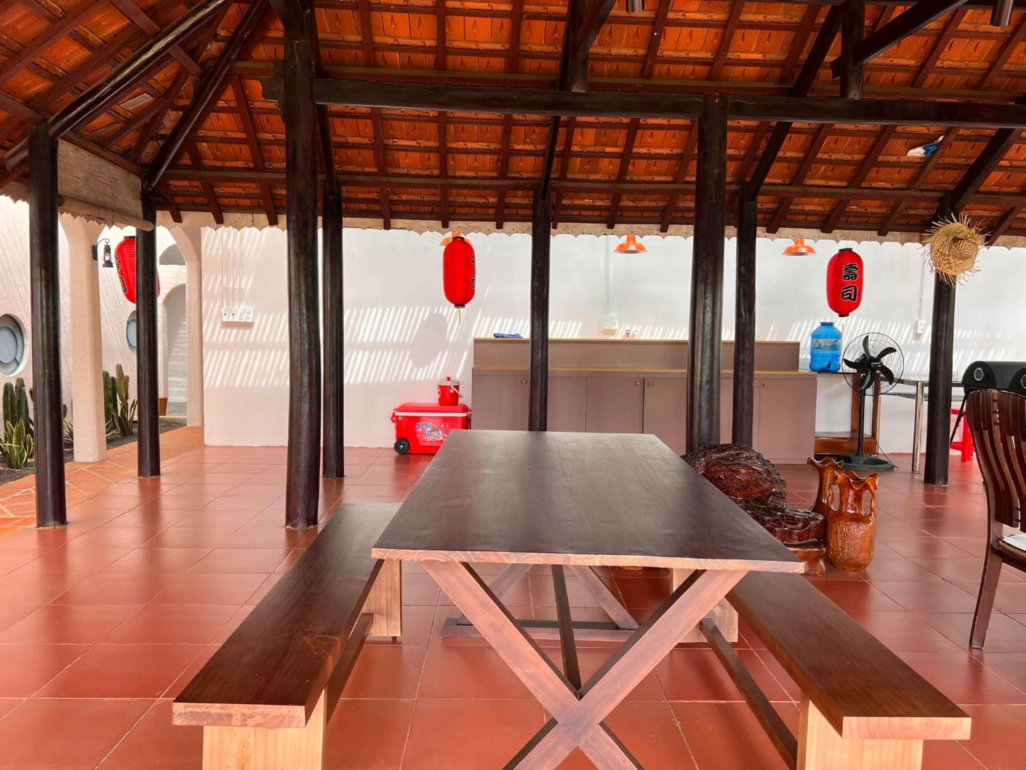 MOONLIGHT Homestay & Hotel