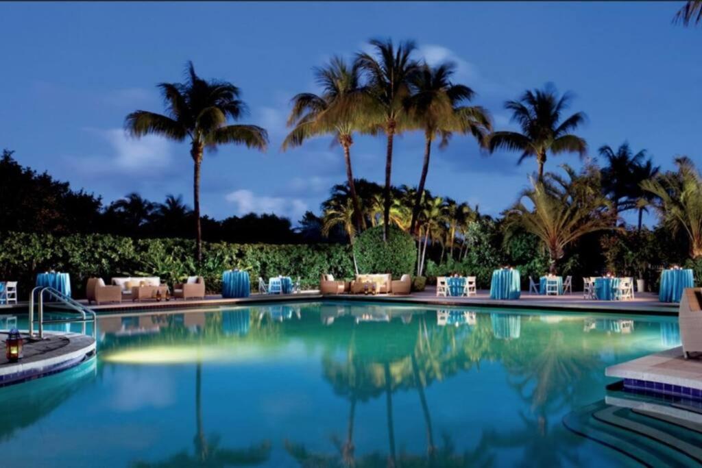 Charming 5 Star Condo Unit Situated at Ritz Carlton-Key Biscayne