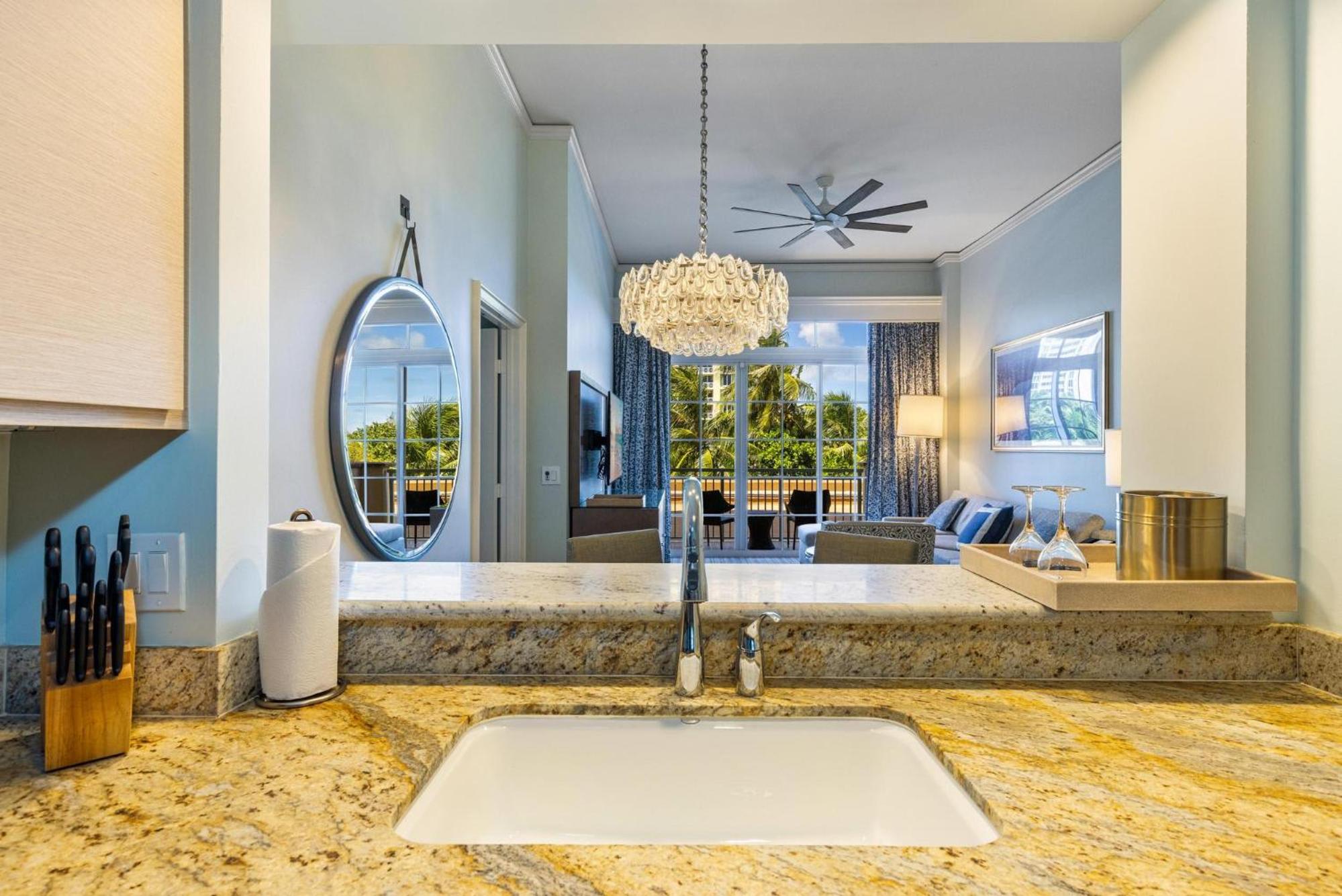 Unique 1BR Suite Condo Located at Ritz Carlton-Key Biscayne