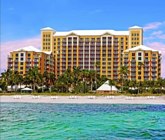 Unique 1BR Suite Condo Located at Ritz Carlton-Key Biscayne