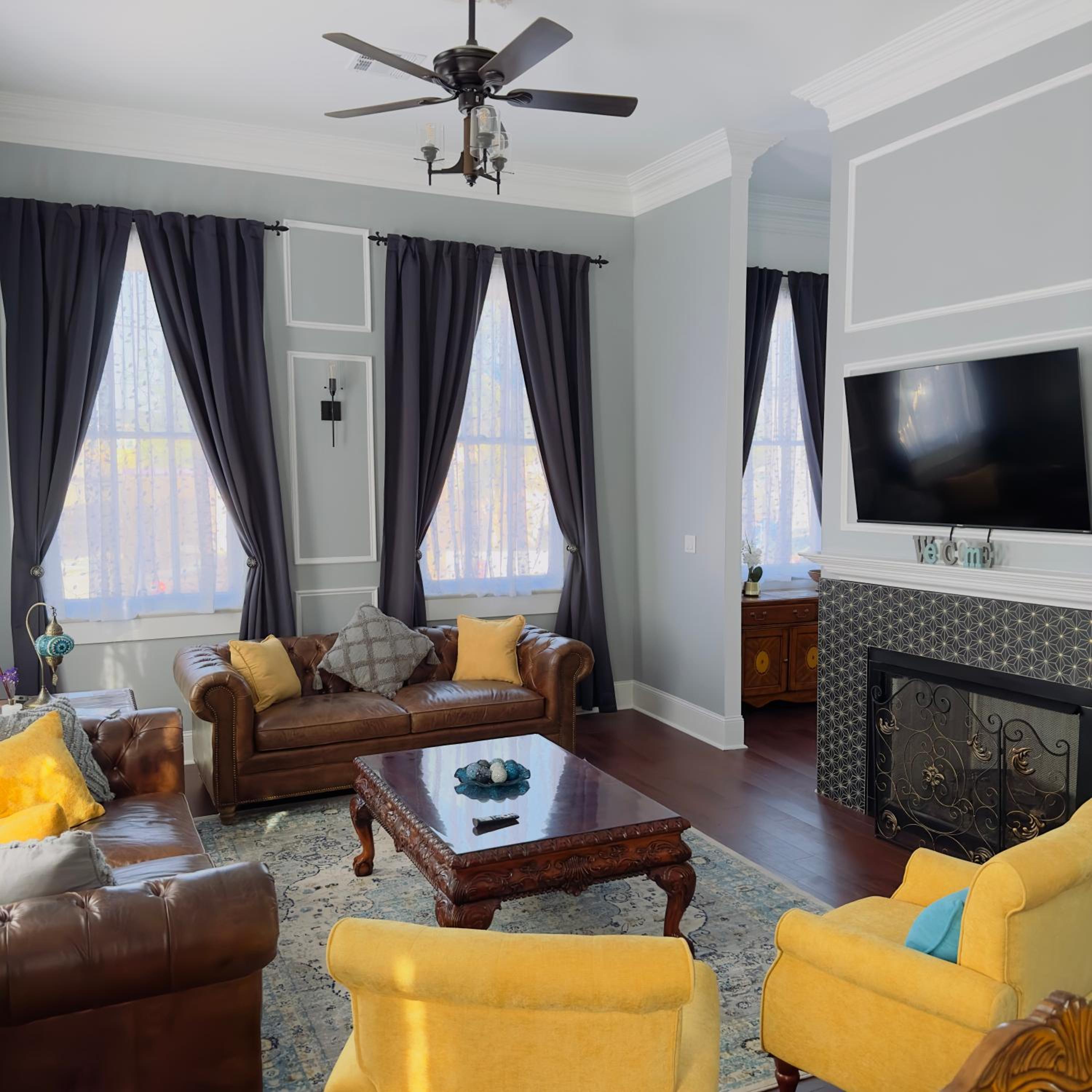 The Luxurious French Quarter Home view 3