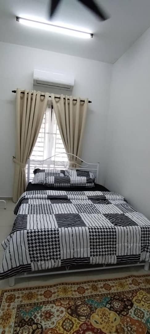 Sobey Laris Homestay PASIR MAS photo 4