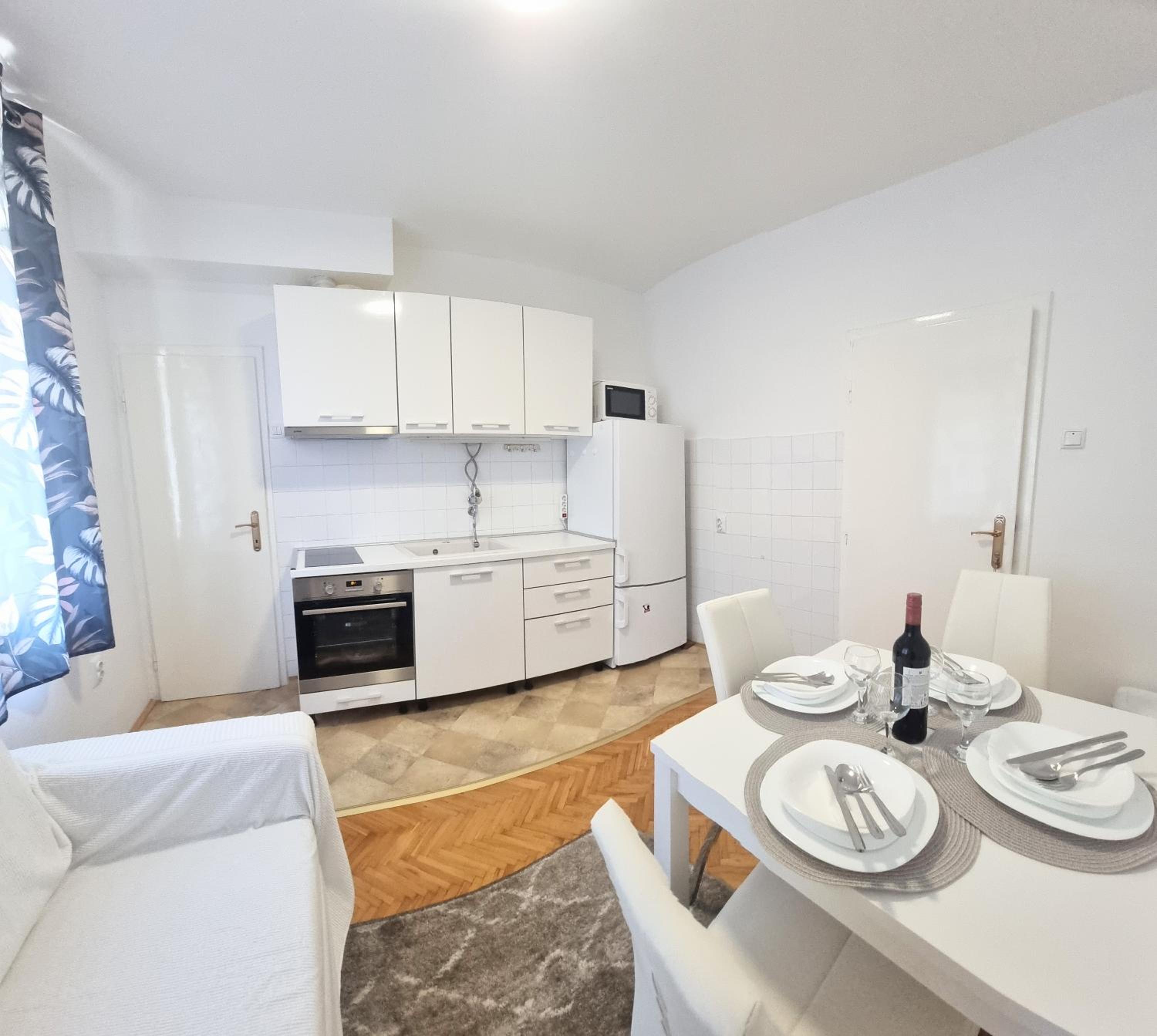 APARTMENT LEA BAYVIEW
