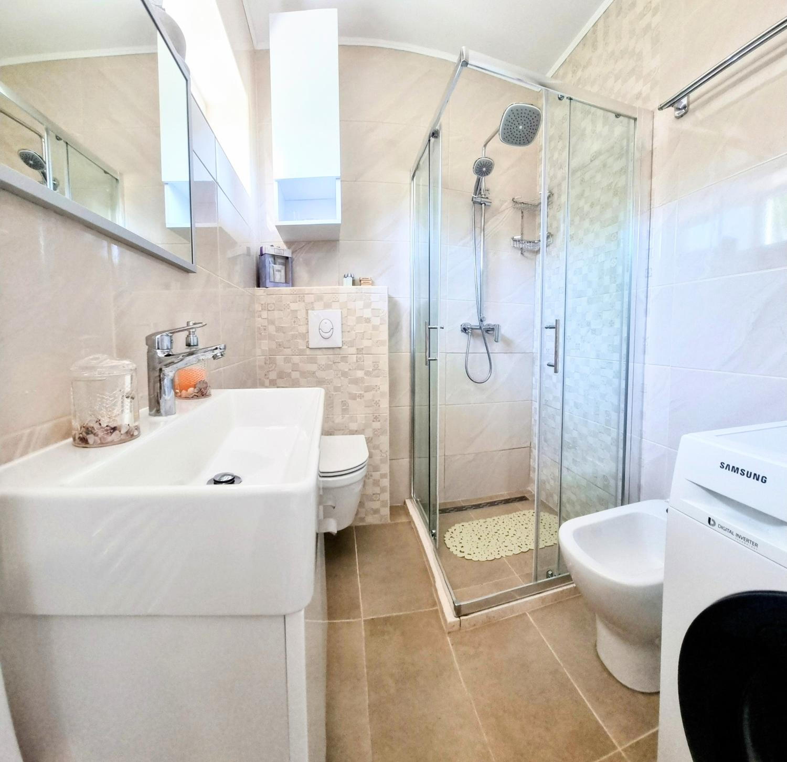 APARTMENT LEA BAYVIEW