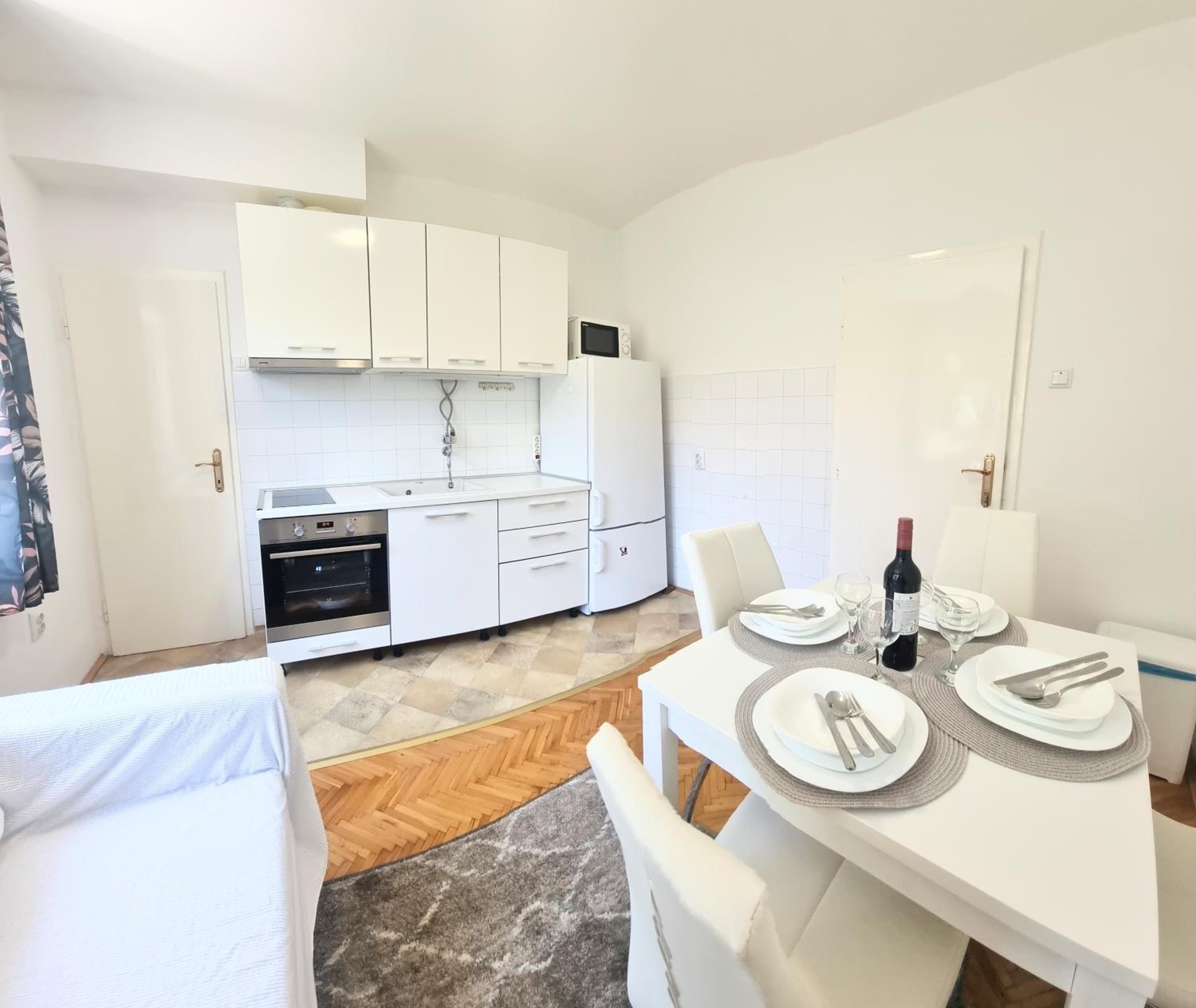 APARTMENT LEA BAYVIEW