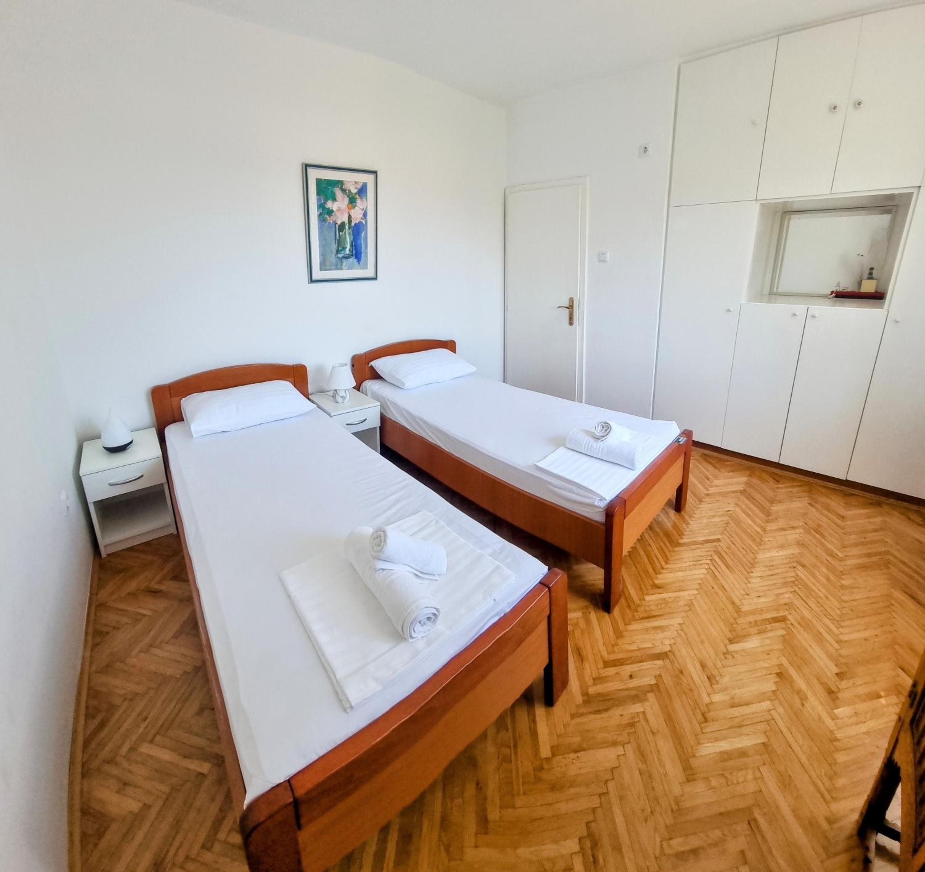 APARTMENT LEA BAYVIEW