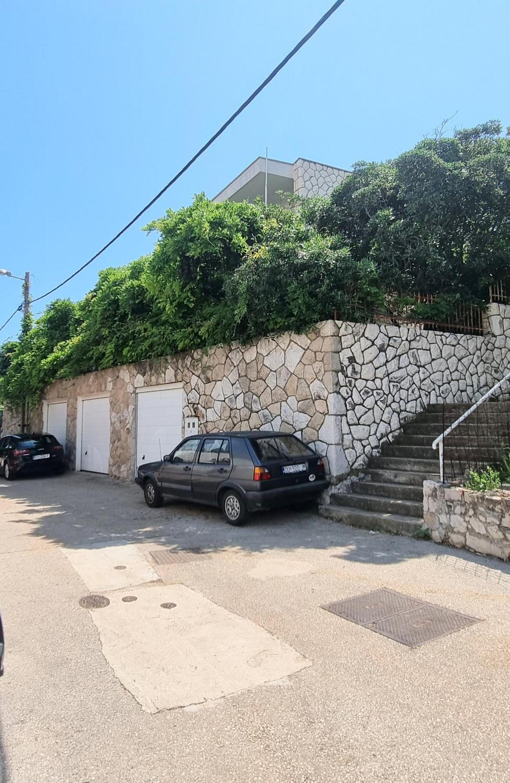 APARTMENT LEA BAYVIEW