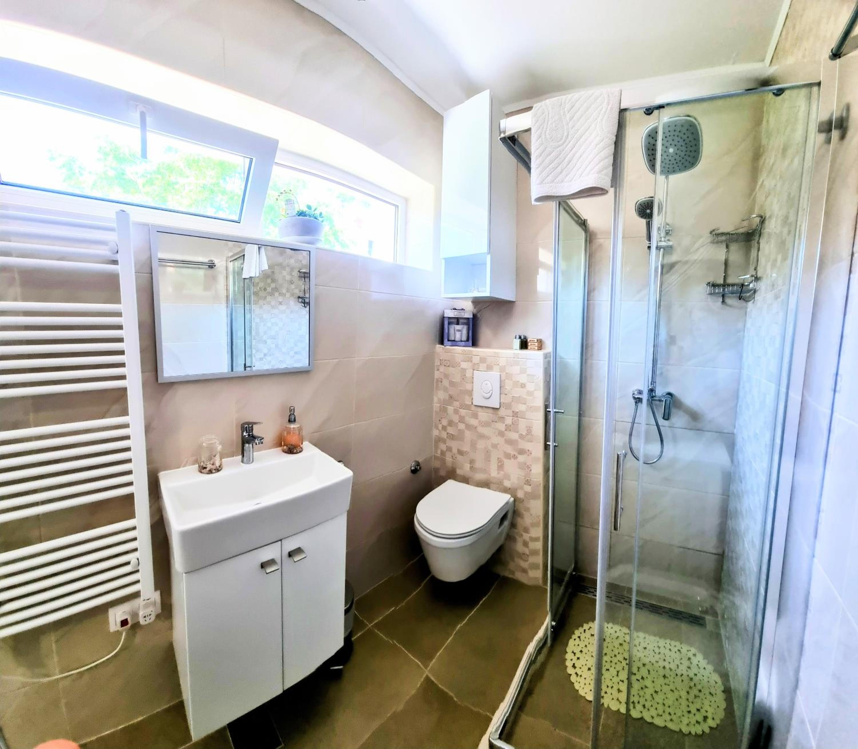 APARTMENT LEA BAYVIEW