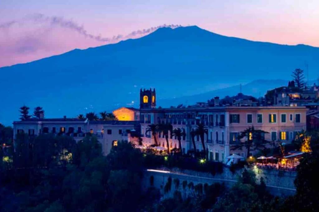 Hotel Suk the White Lotus view - Image 1