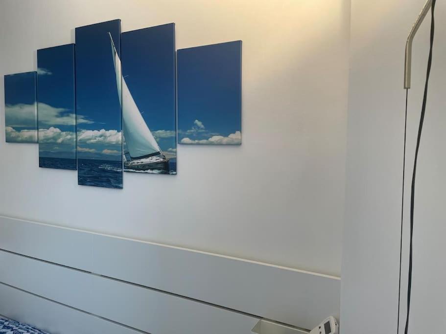 Il mare alla finestra (Vernazza) - GenovaInRelax photo 2