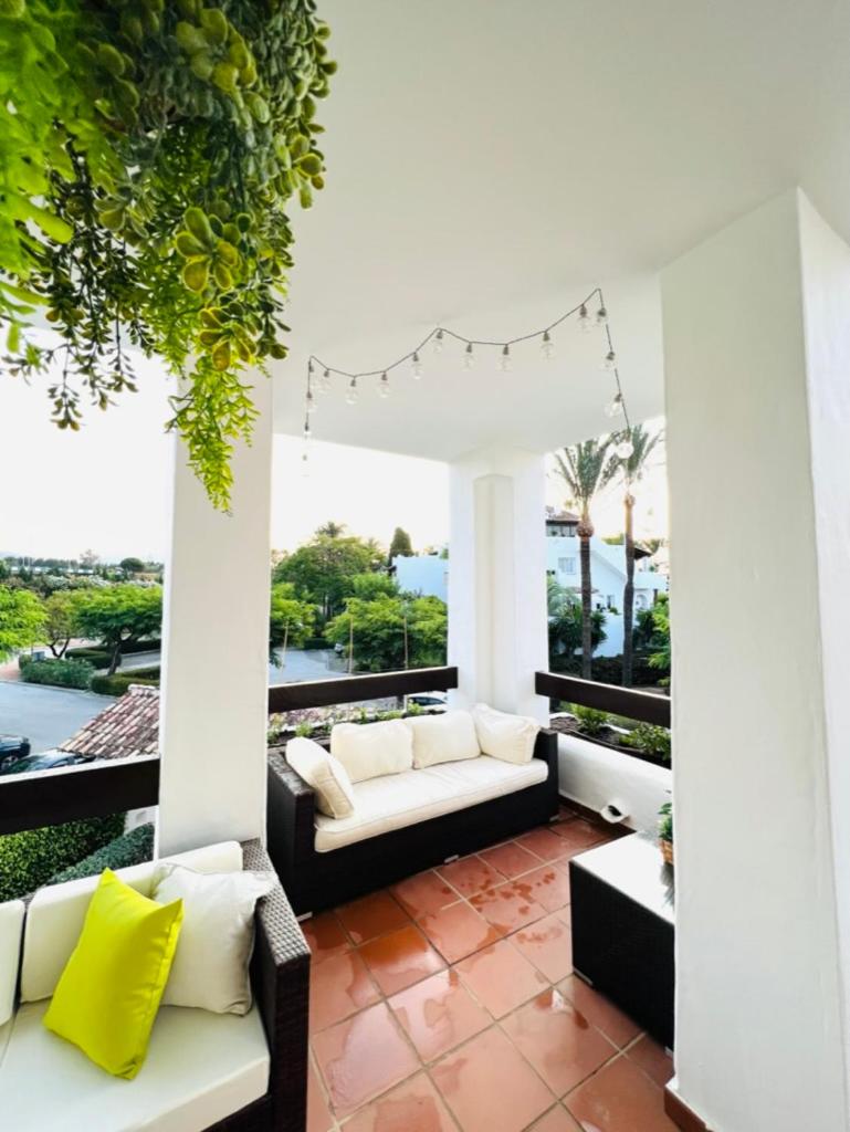 Relax Alcazaba Beach Apartment