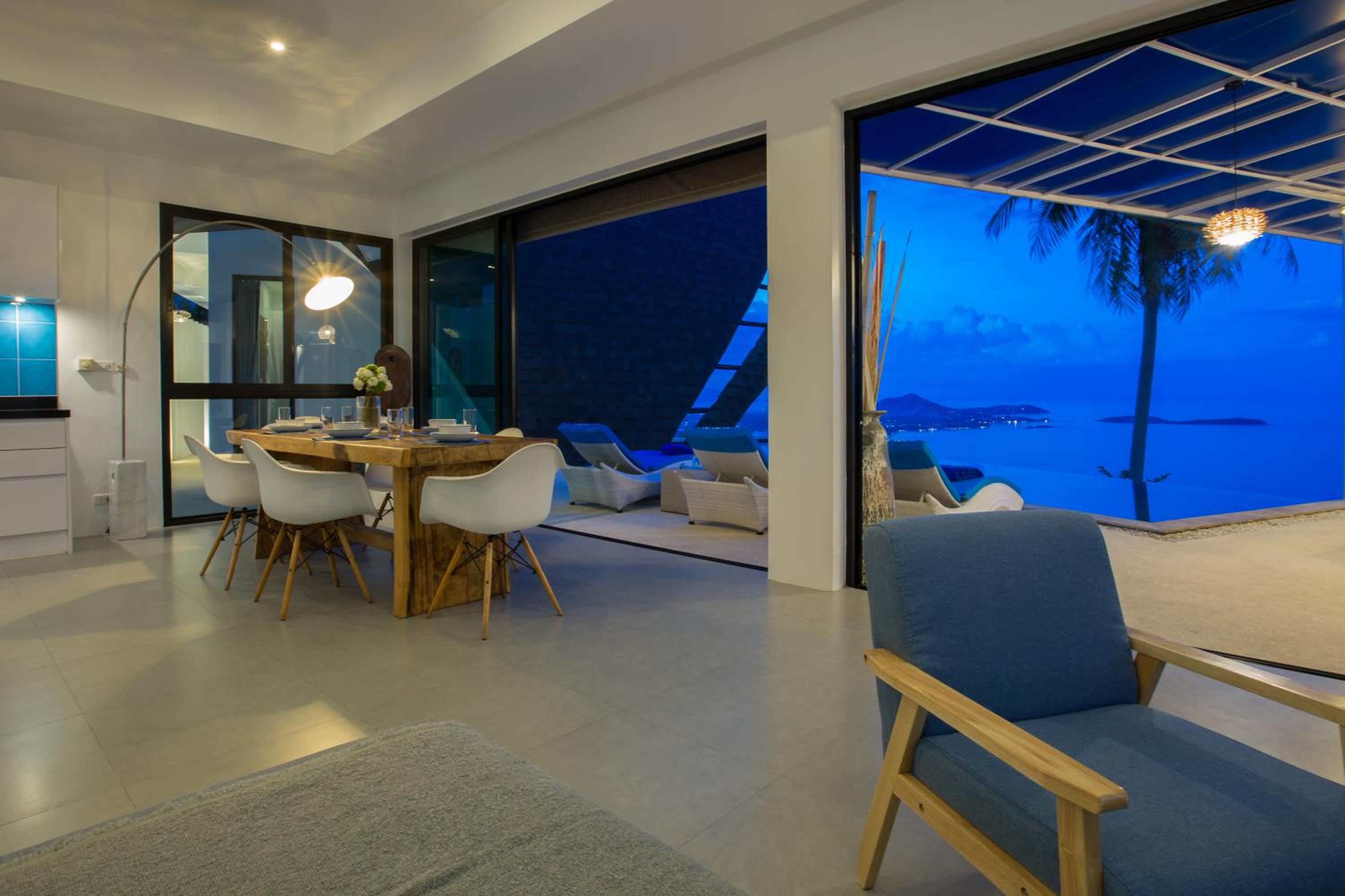 Villa La Moon Chaweng Noi 4BR