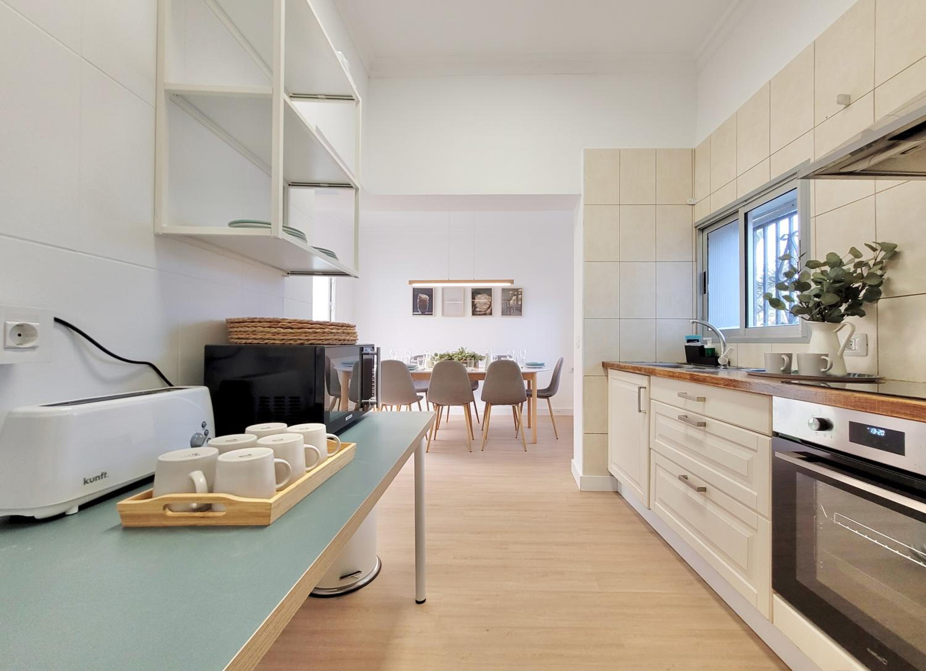 Palm Street Apartment view 5