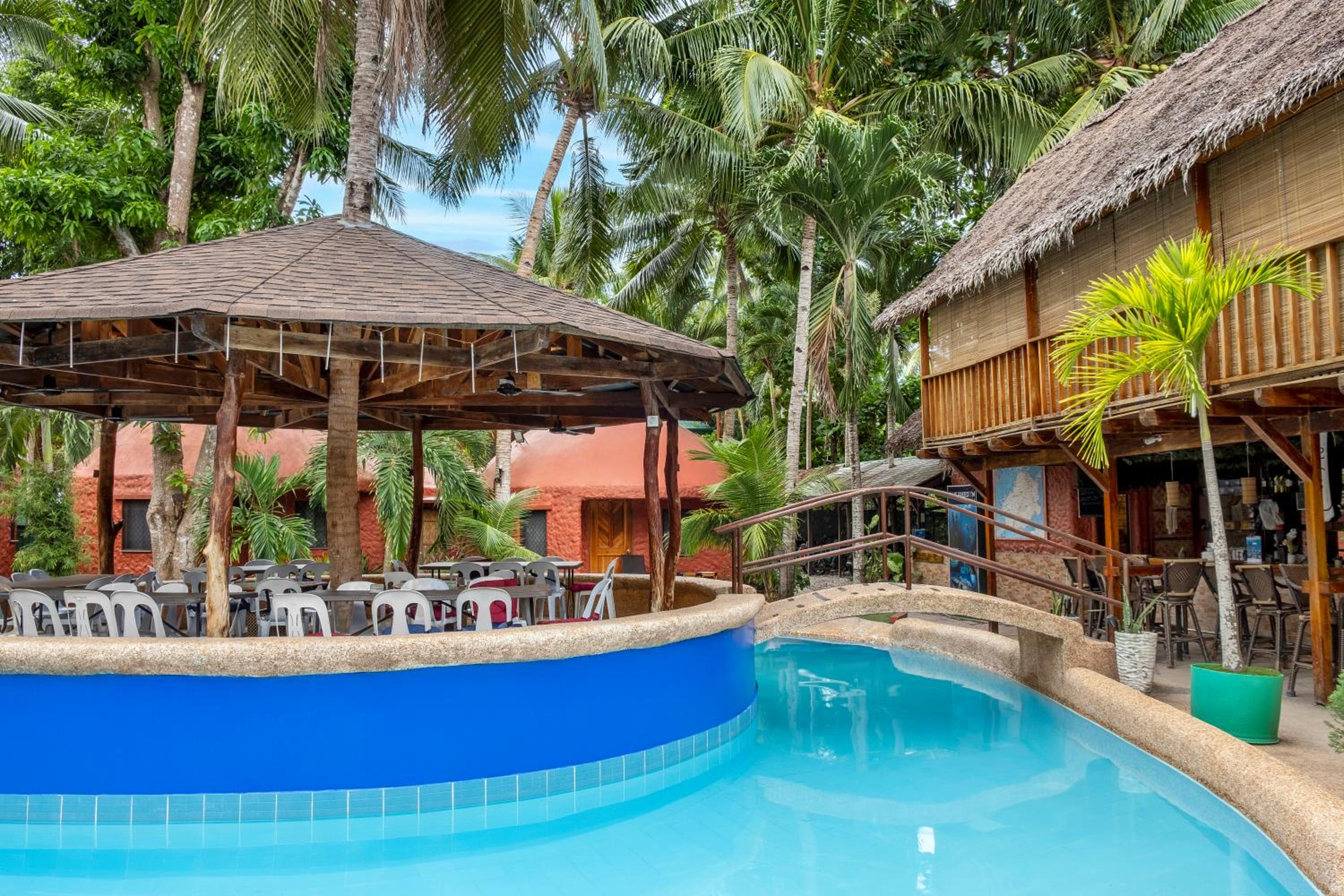Panglao Chocolate Hills Hostel and Resort view 2