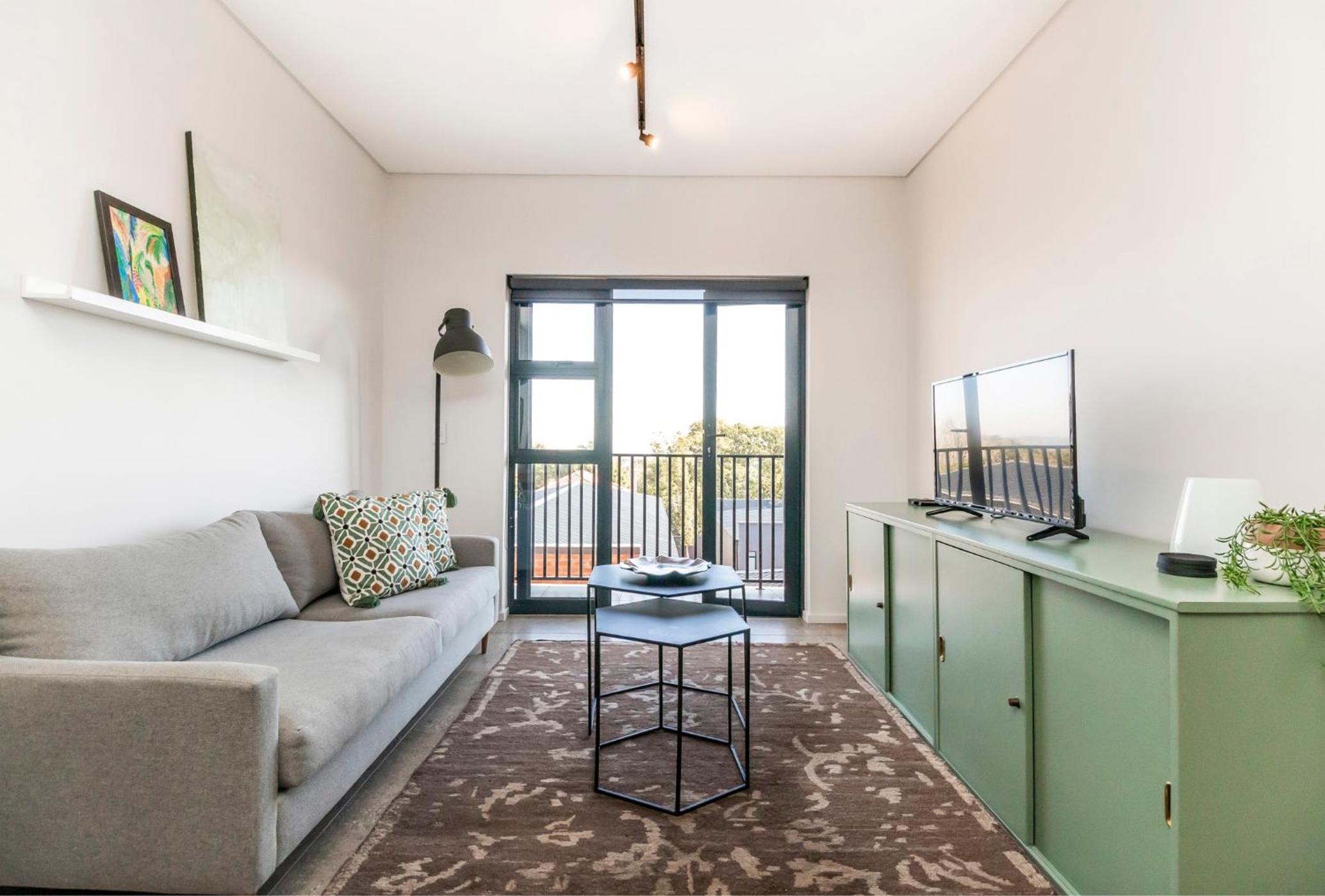 Hyde Park House Apartments photo 3