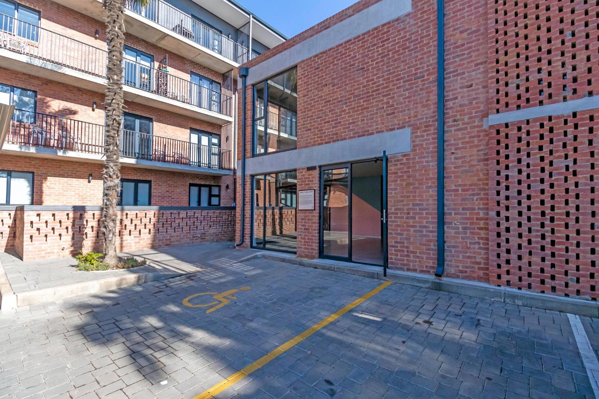 Hyde Park House Apartments