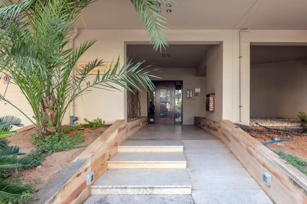 Araucaria Studio near Downtown