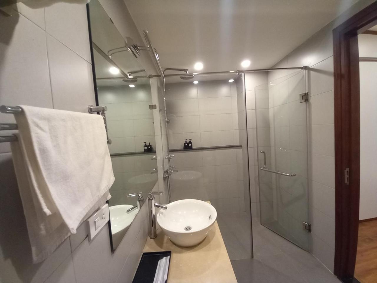 Luxe Paradise Residence Trinh Cong Son