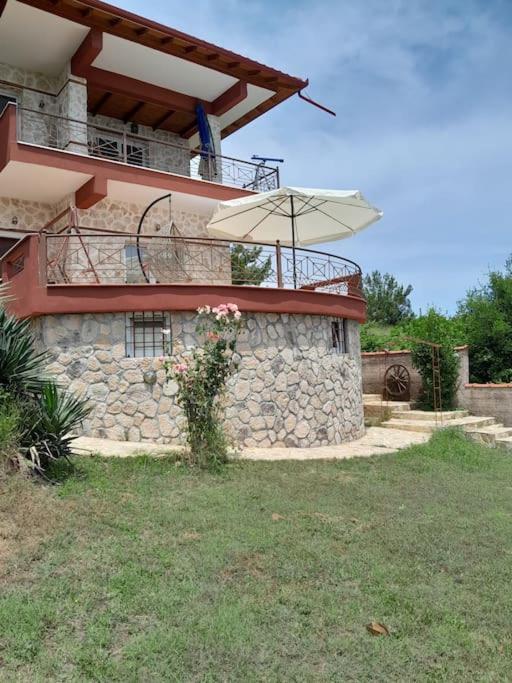 Villa Nestor