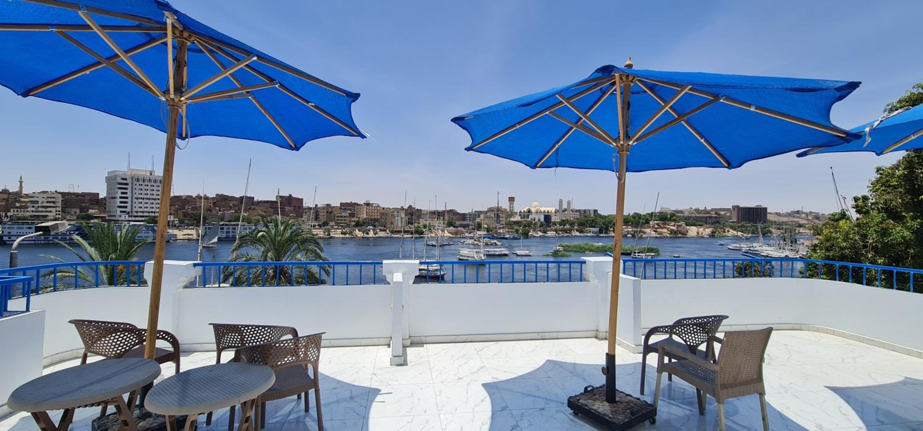 La Terrace
