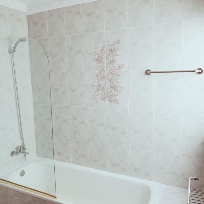 Soleada Casa en Nerja en Nerja — bathroom