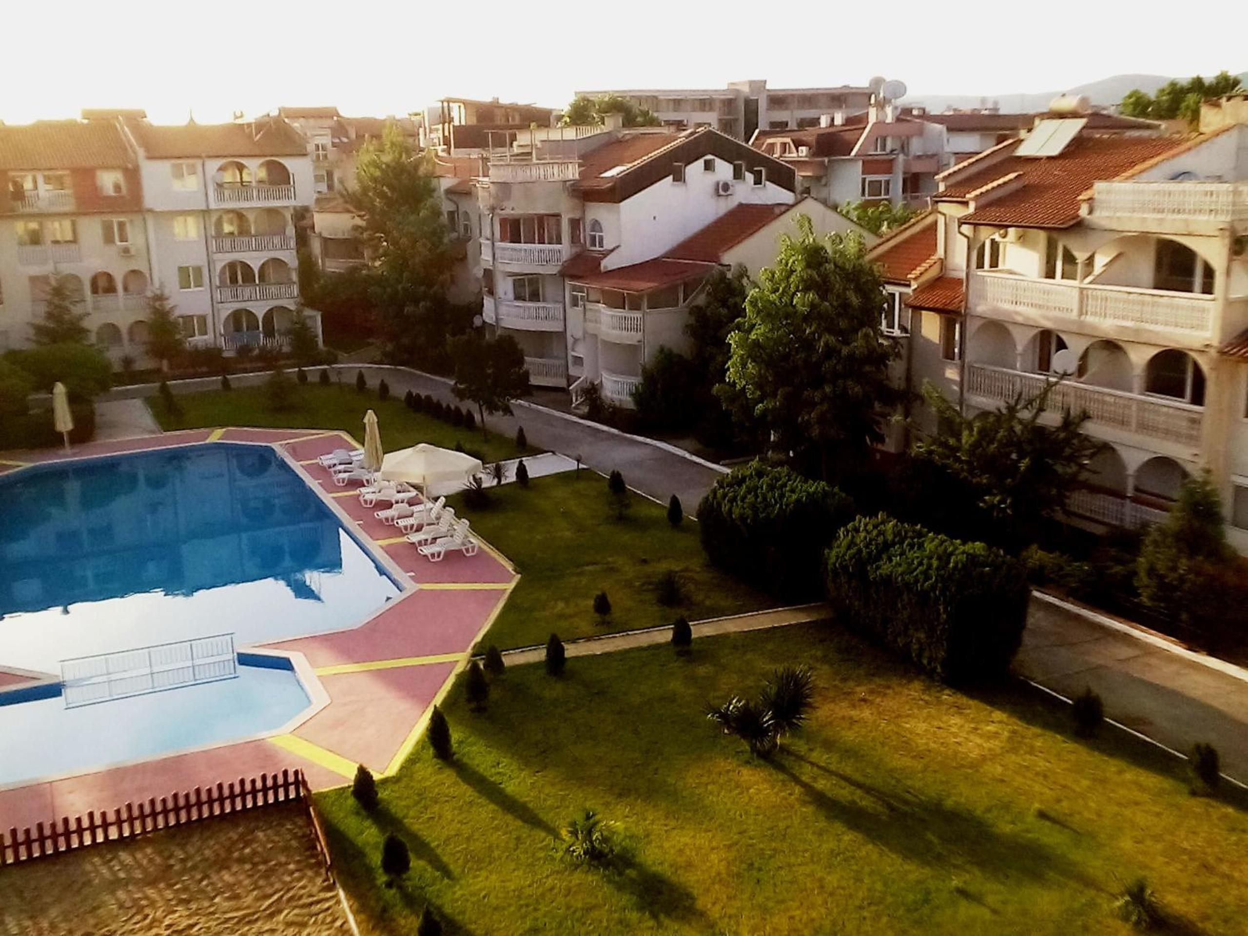 Apartments Bravo 1-Vichevi