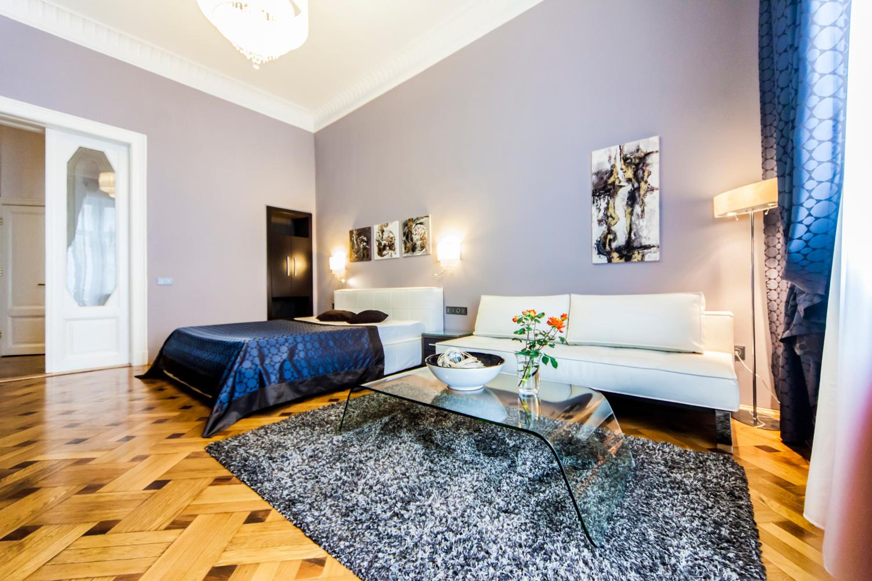 Matei Corvin Apartment