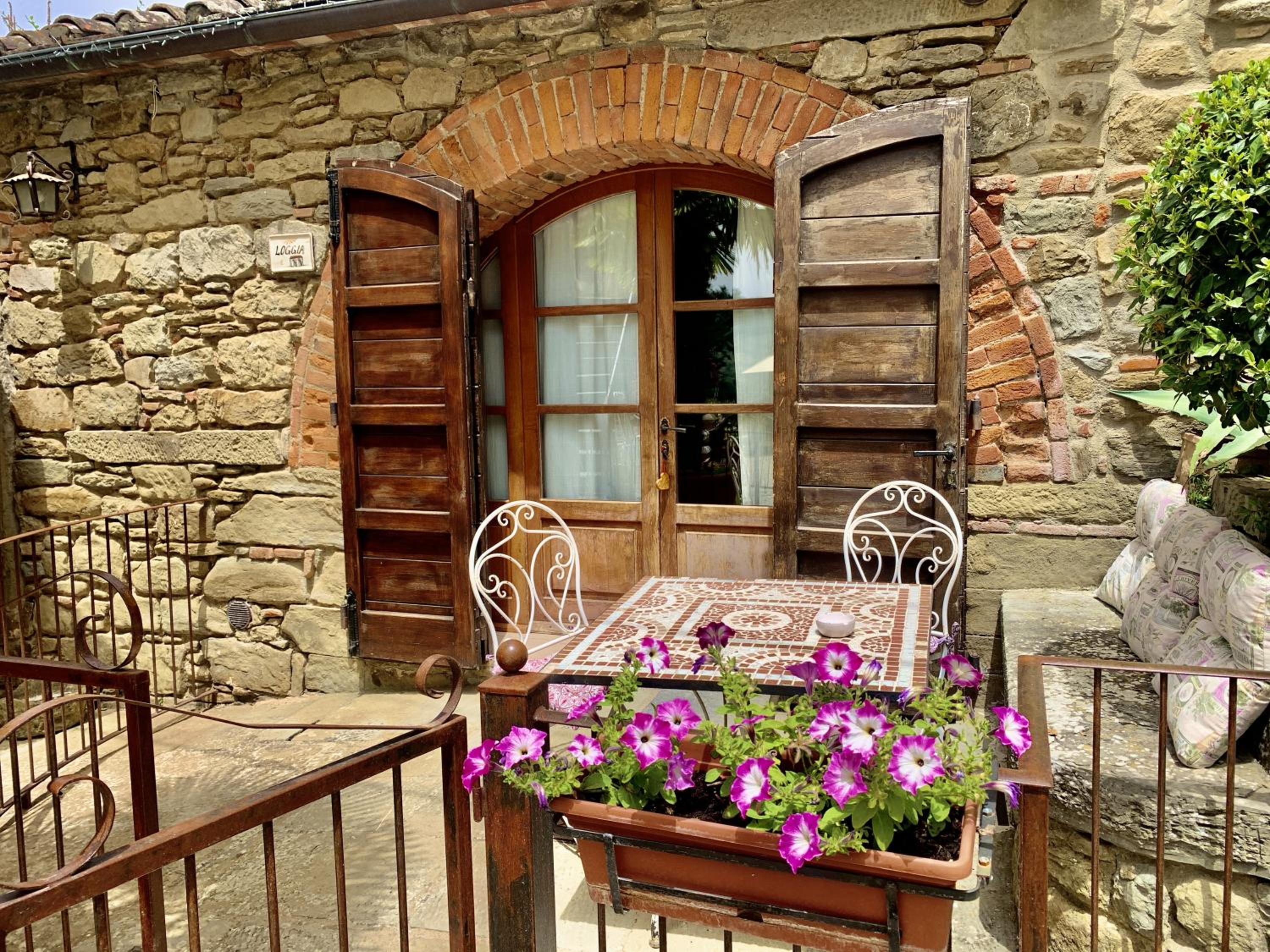 Borgo Dolci Colline Resort Loggia view 4