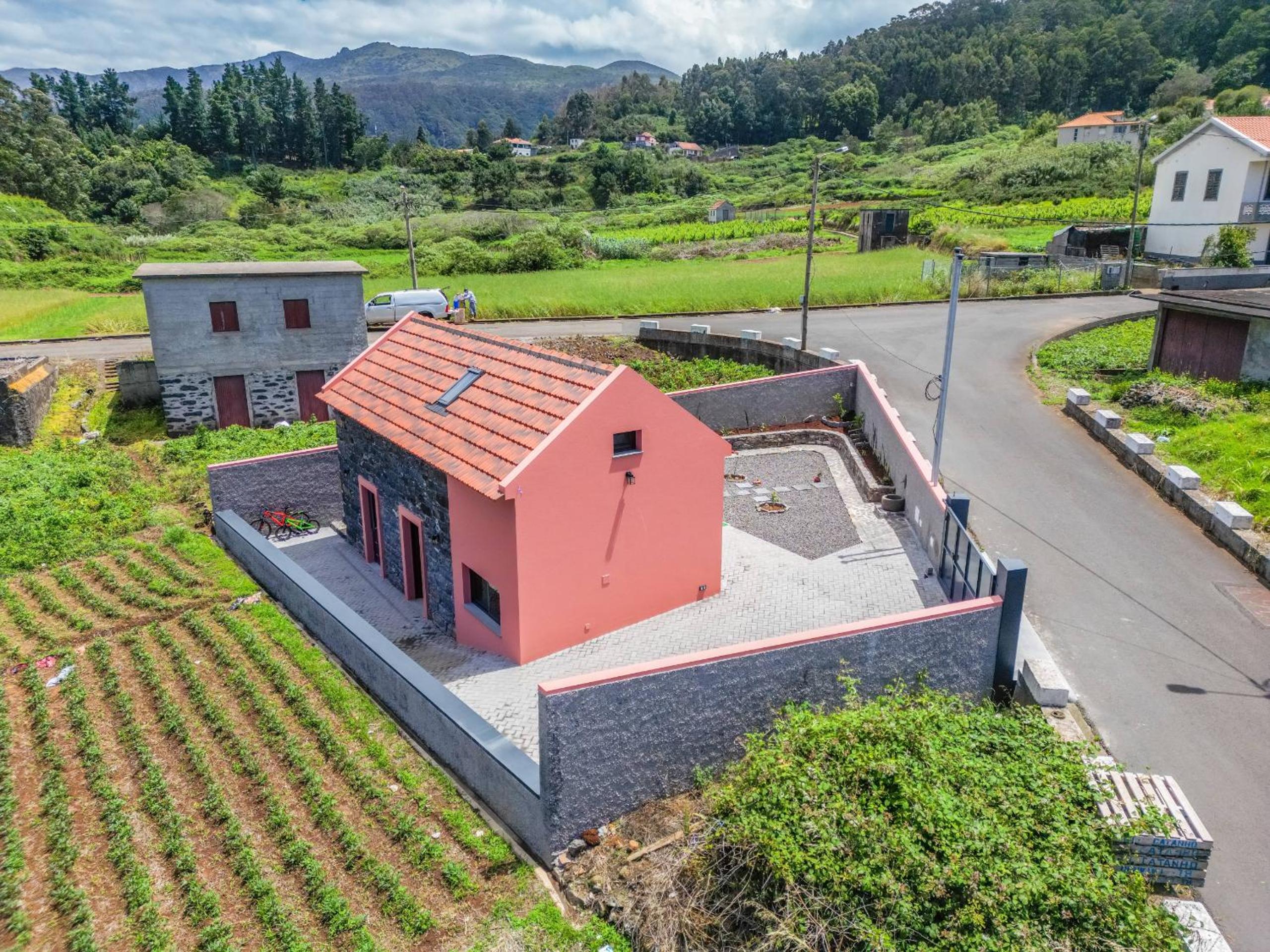 Mountain Retreat by Homie view 2