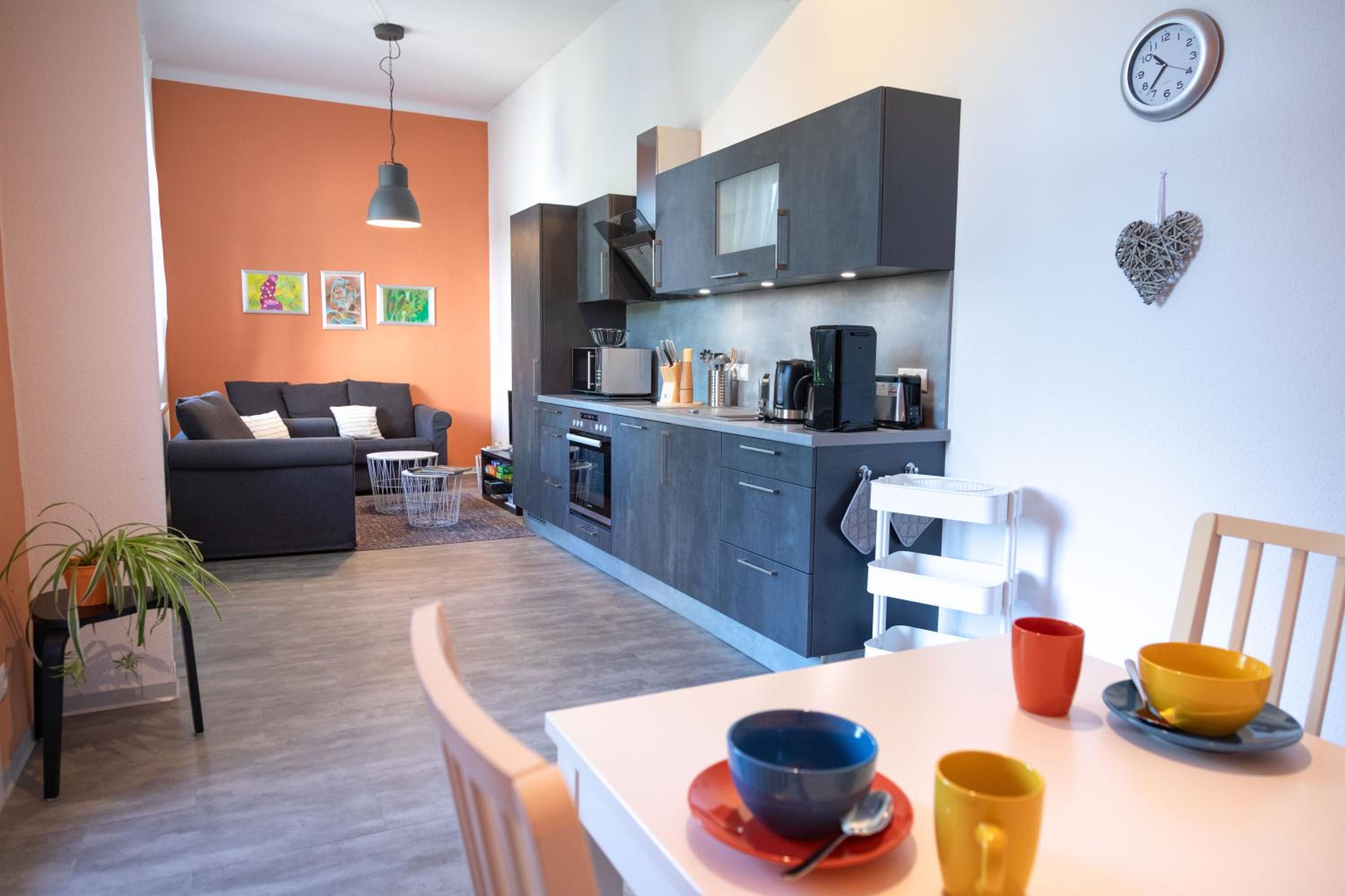 Moderne Ferienwohnung in alter Villa