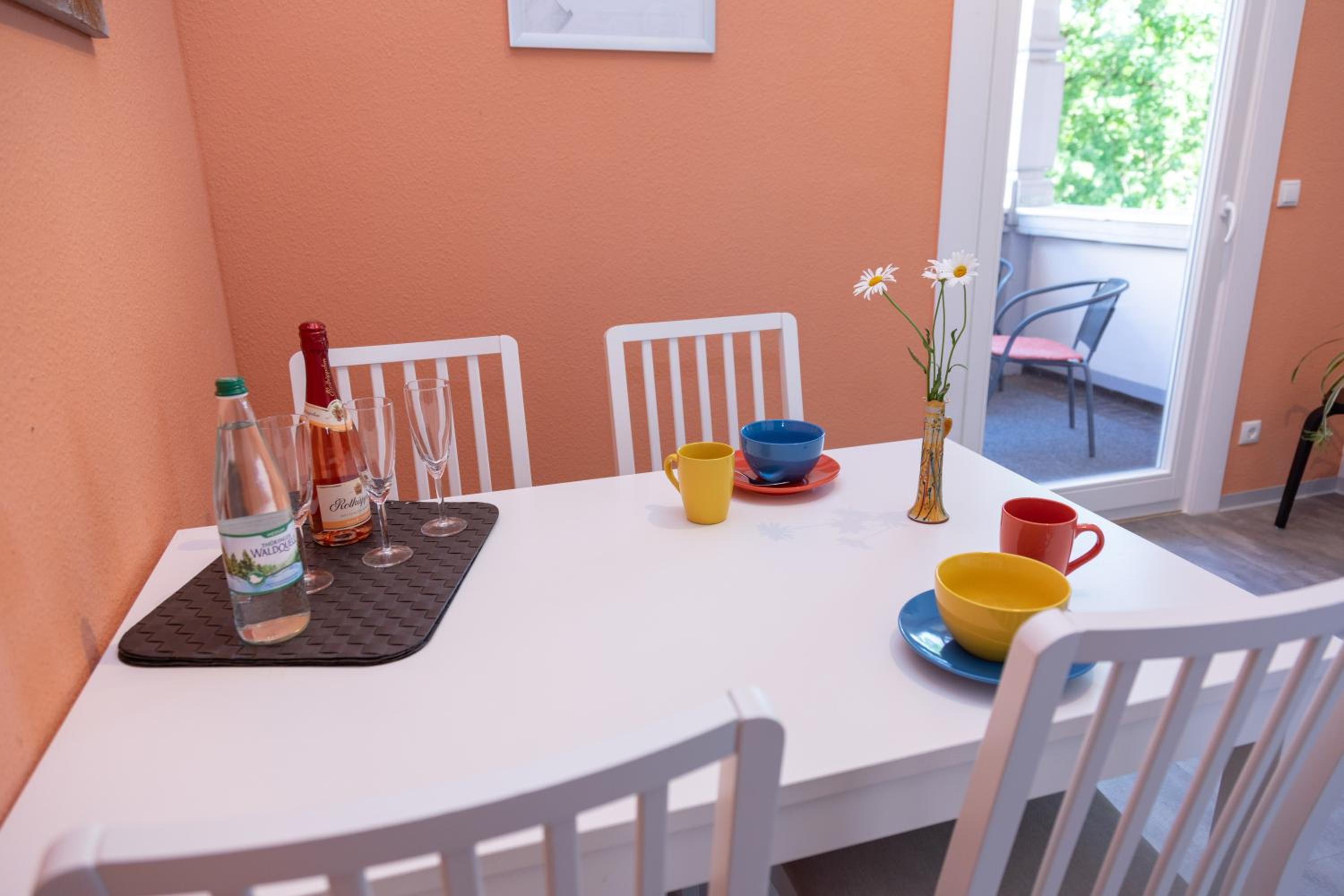 Moderne Ferienwohnung in alter Villa