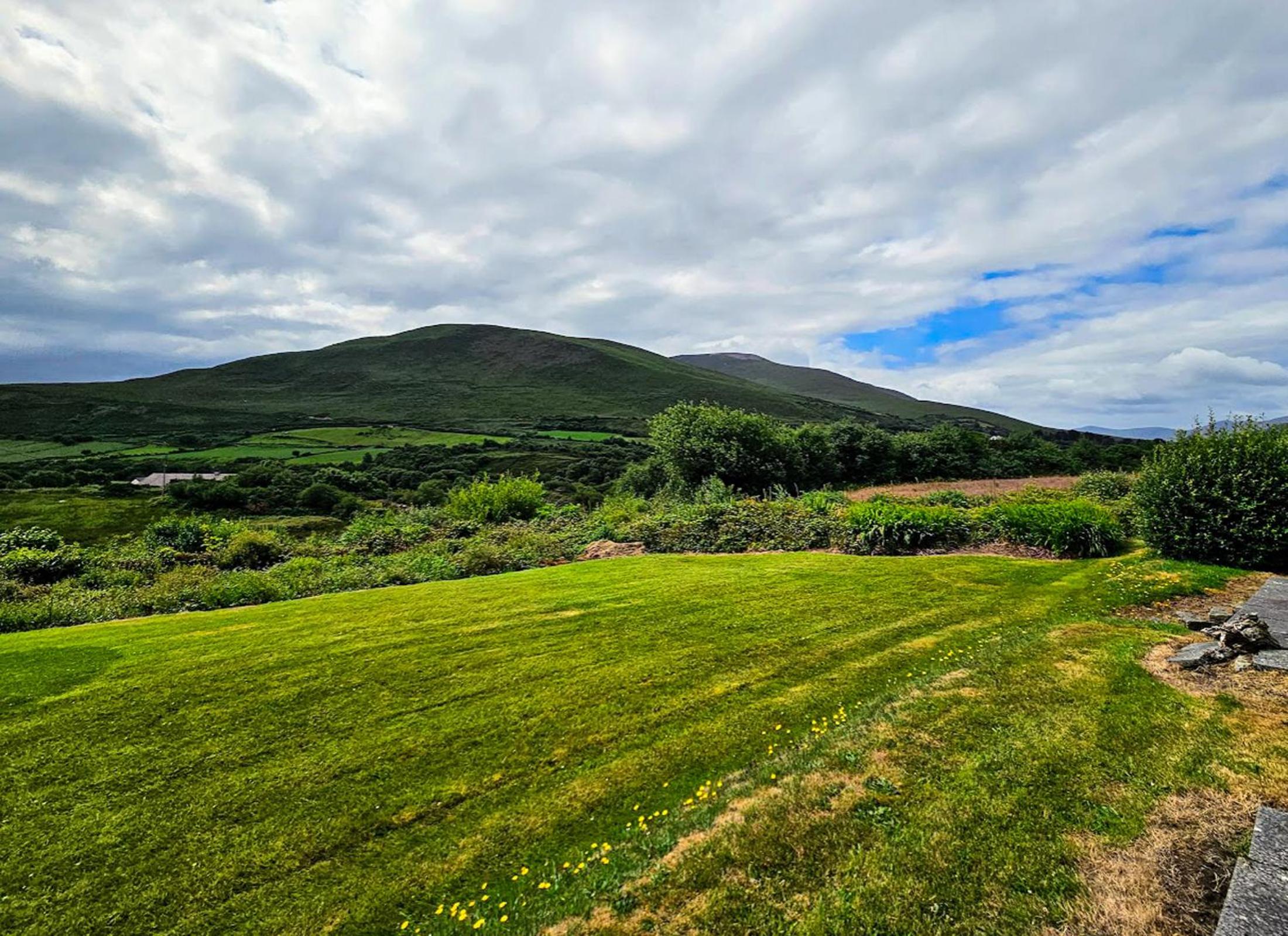 Lark Rise Holiday Home Glenbeigh by Trident Holiday Homes view 2