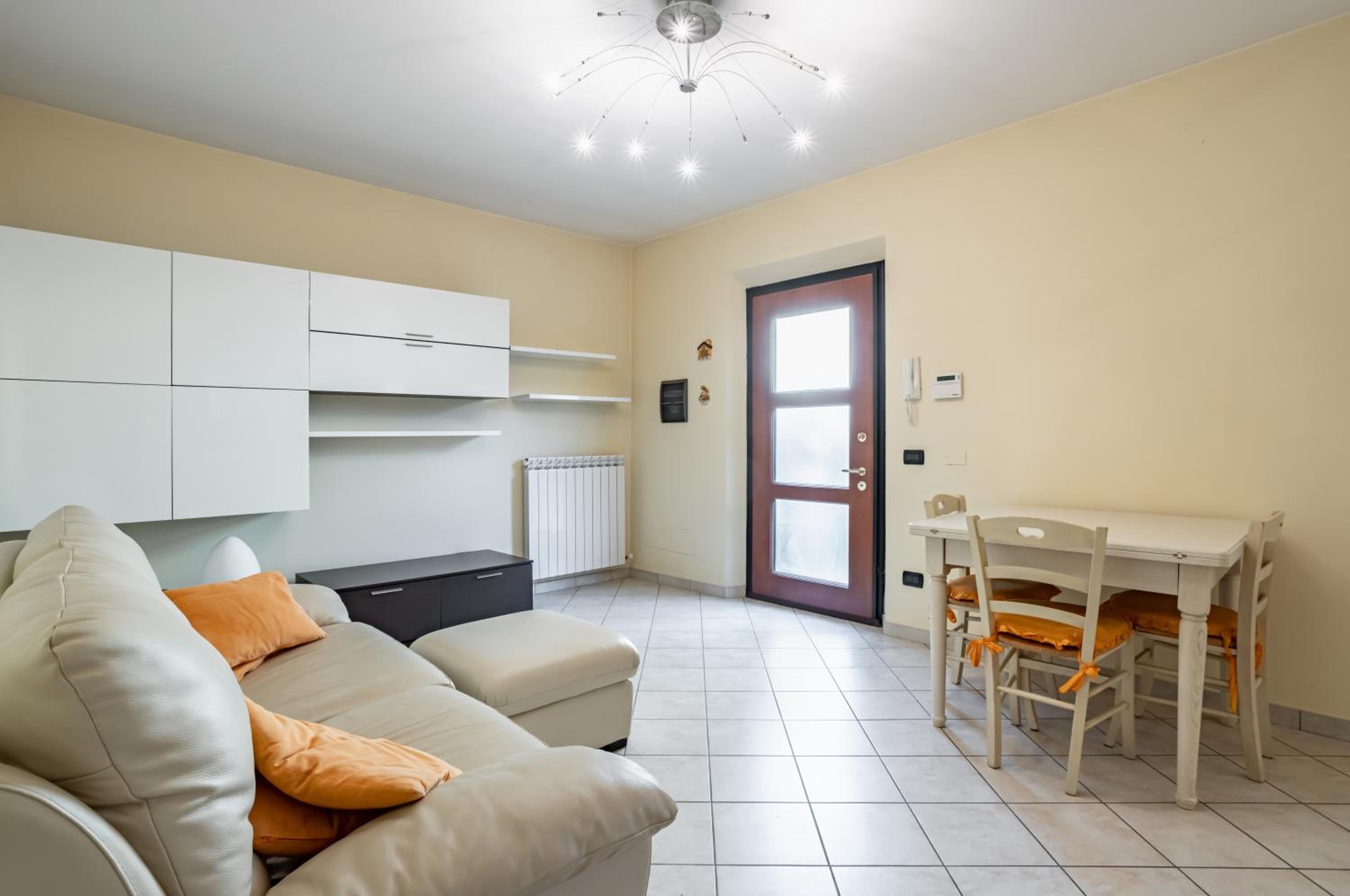 GuestHost - Sesto di Moriano Cozy Apt with Garden&Parking! view 3