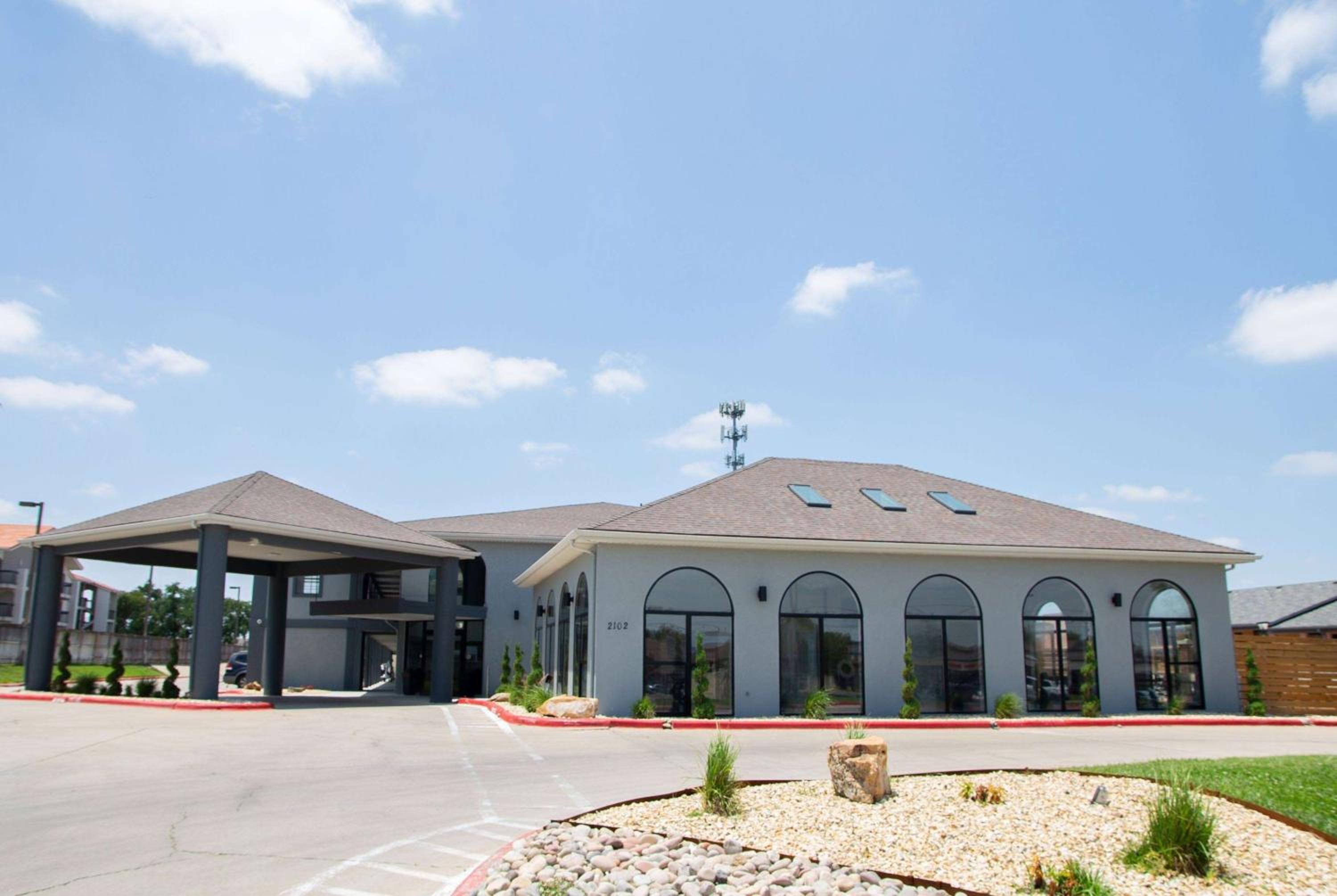 Days Inn by Wyndham Amarillo - Medical Center view 2