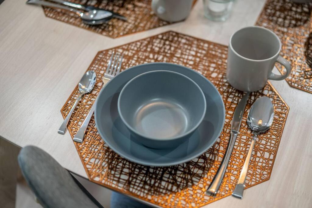 Green Terrace at Quintet (3BR/ 8 Pax）