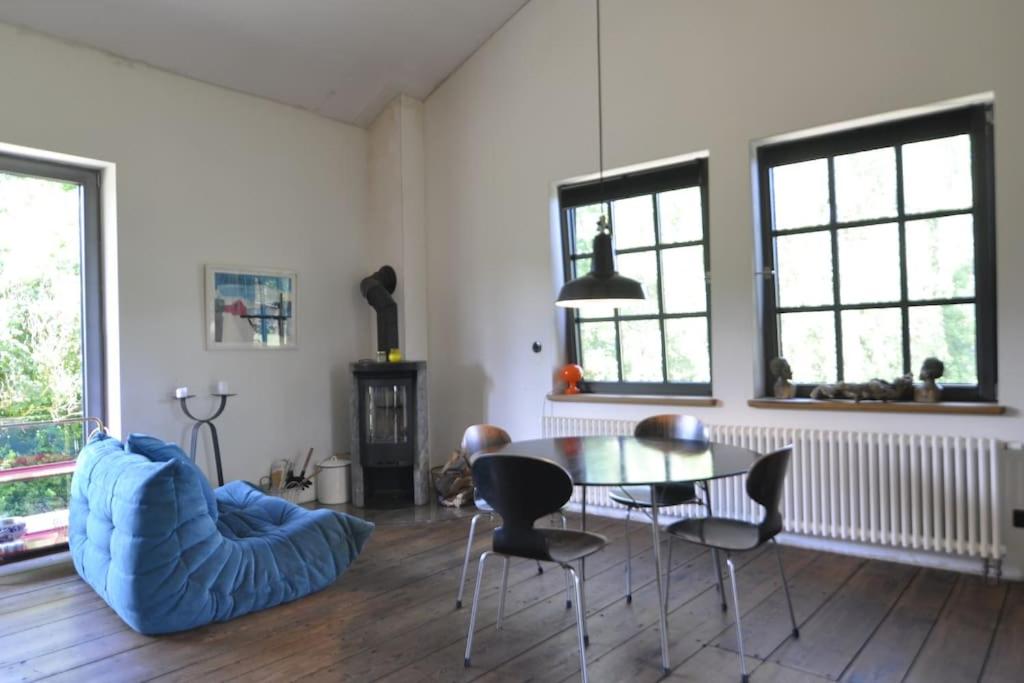 Romantisches Studio am Waldesrand mit Gartensauna