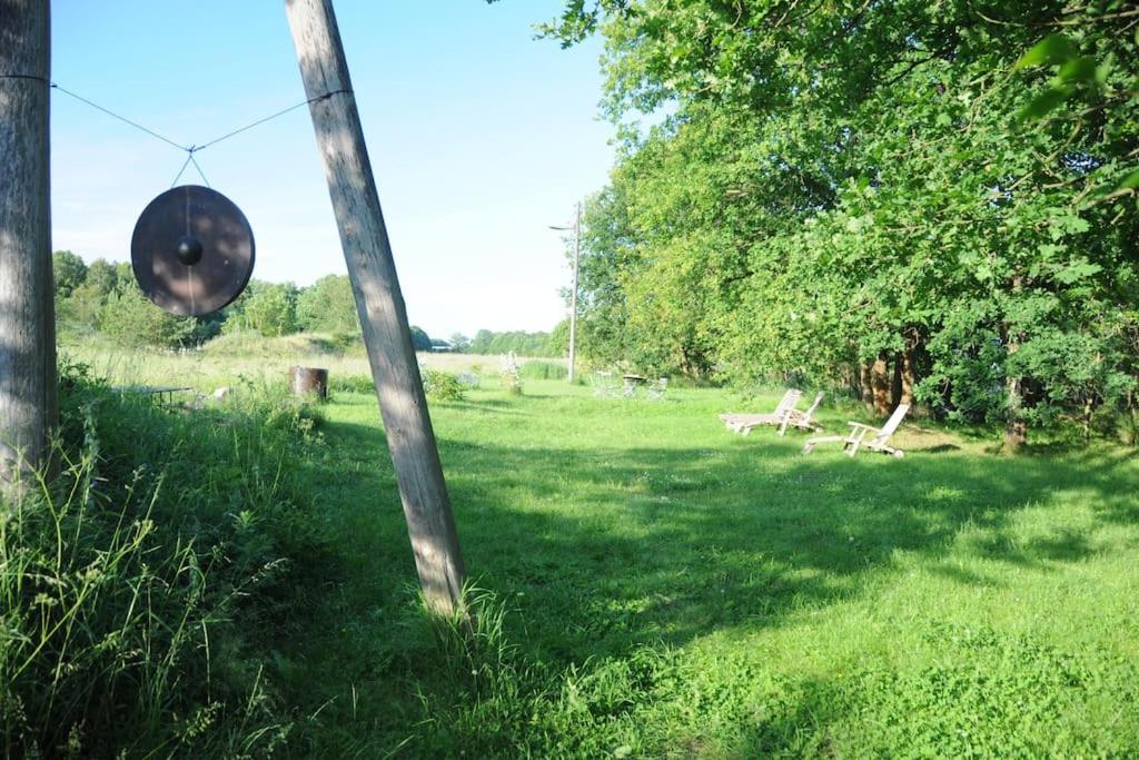 Romantisches Studio am Waldesrand mit Gartensauna