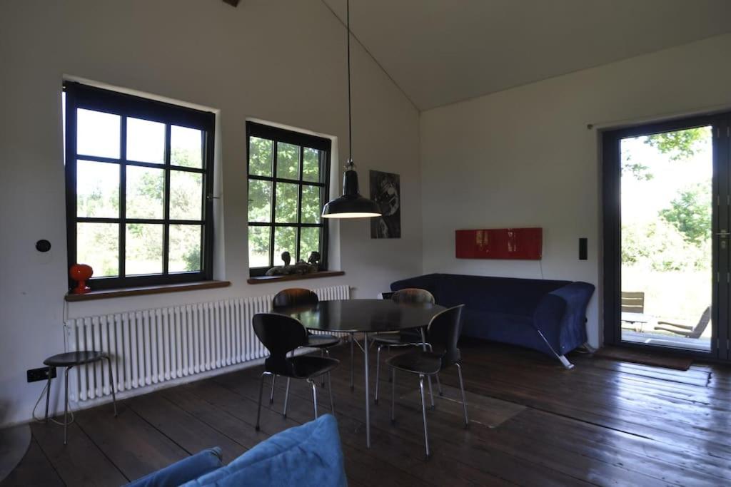Romantisches Studio am Waldesrand mit Gartensauna