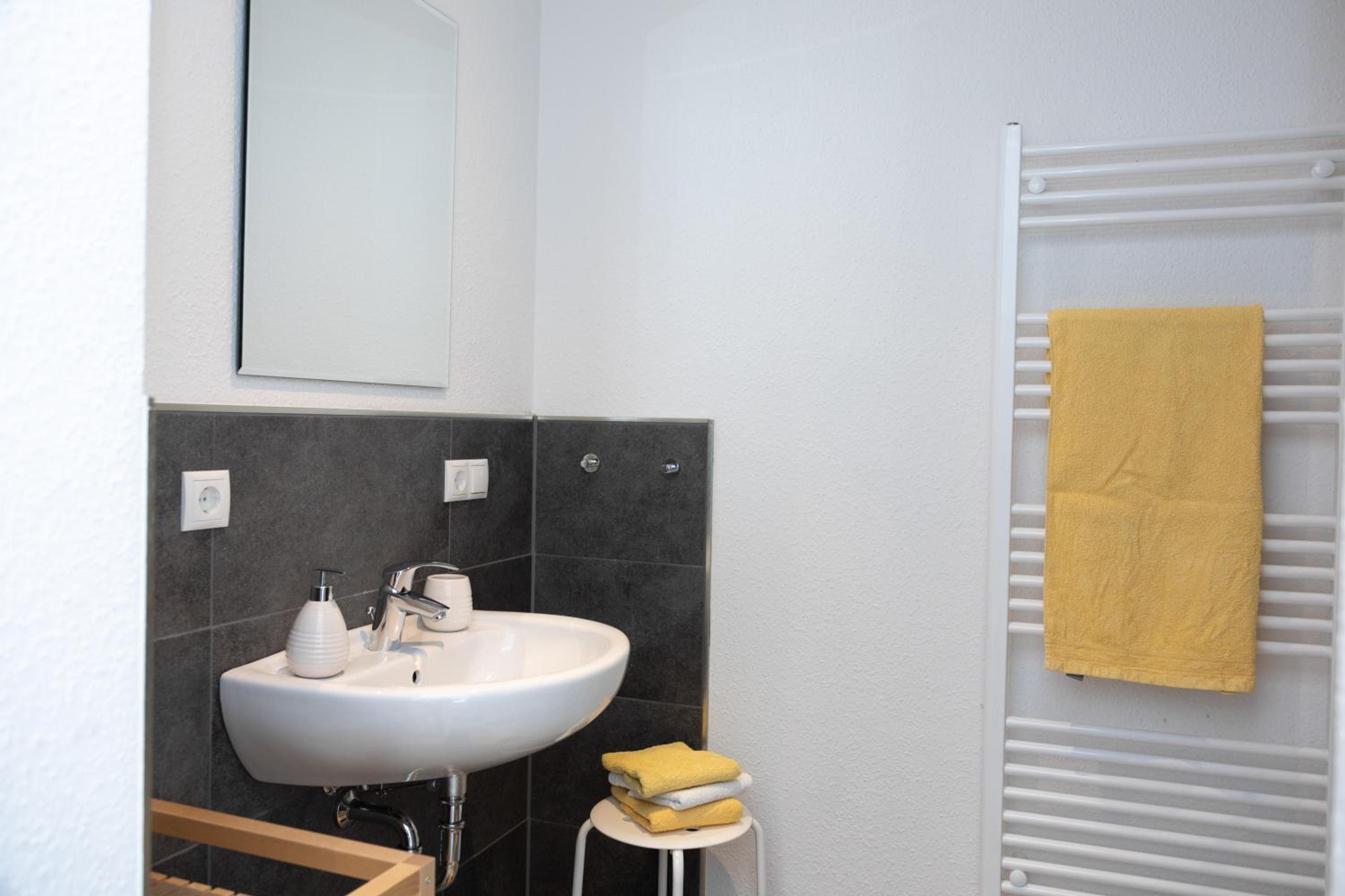 Moderne Ferienwohnung in alter Villa