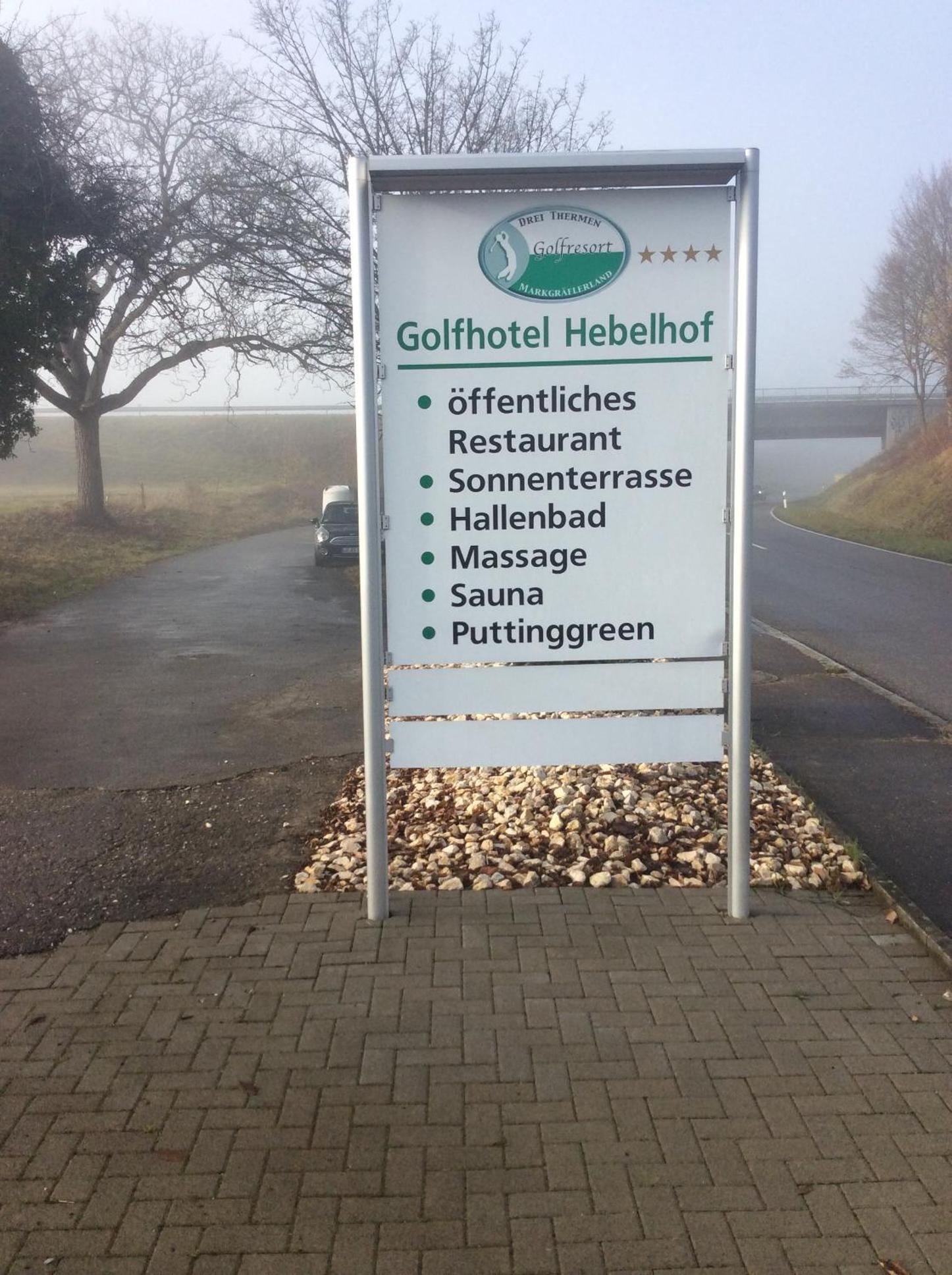 2-Zimmer-Ferienwohnung mit 2 Balkons - Golf, Bike & Wellness im Markgräflerland!