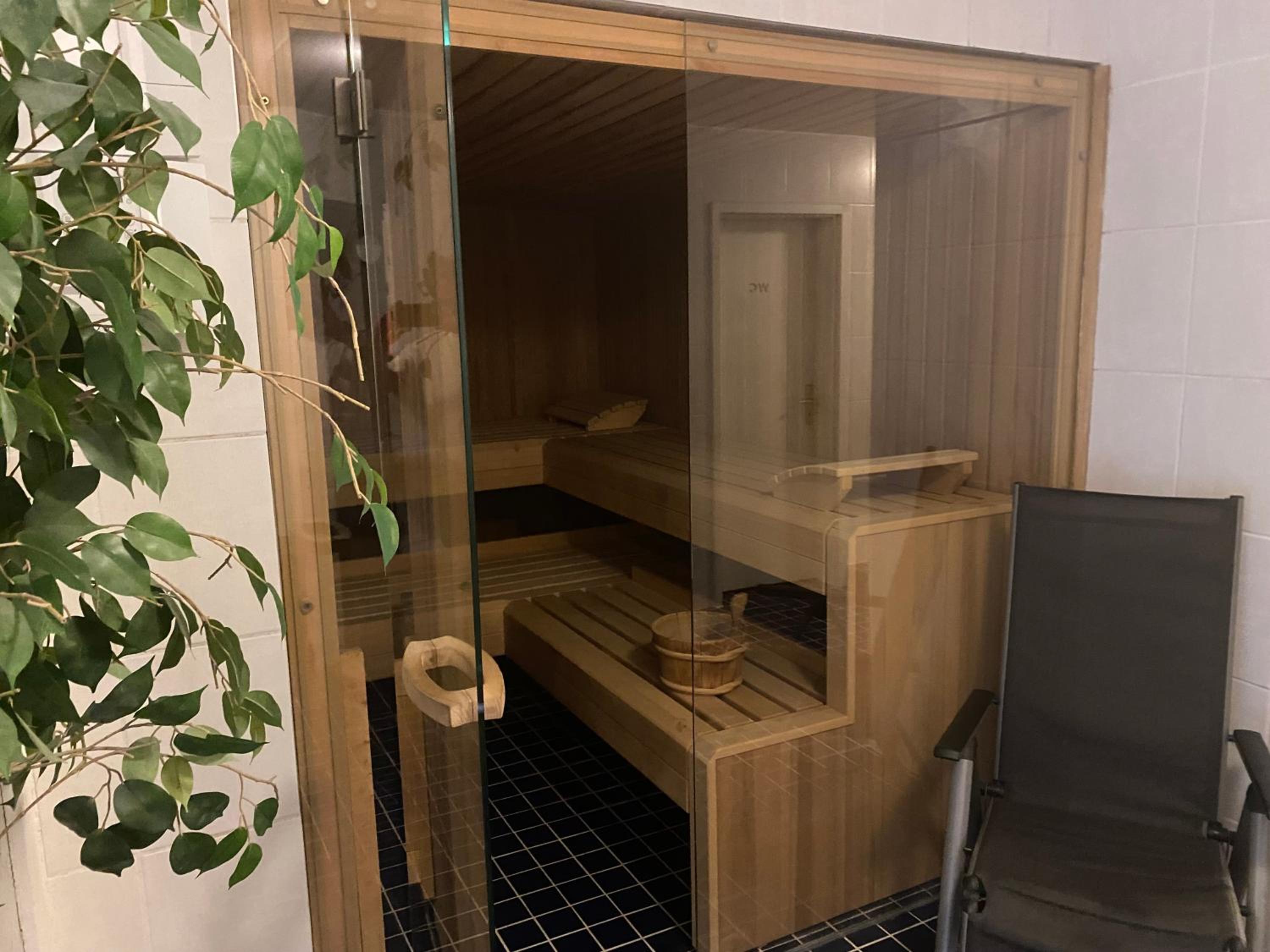 2-Zimmer-Ferienwohnung mit 2 Balkons - Golf, Bike & Wellness im Markgräflerland!