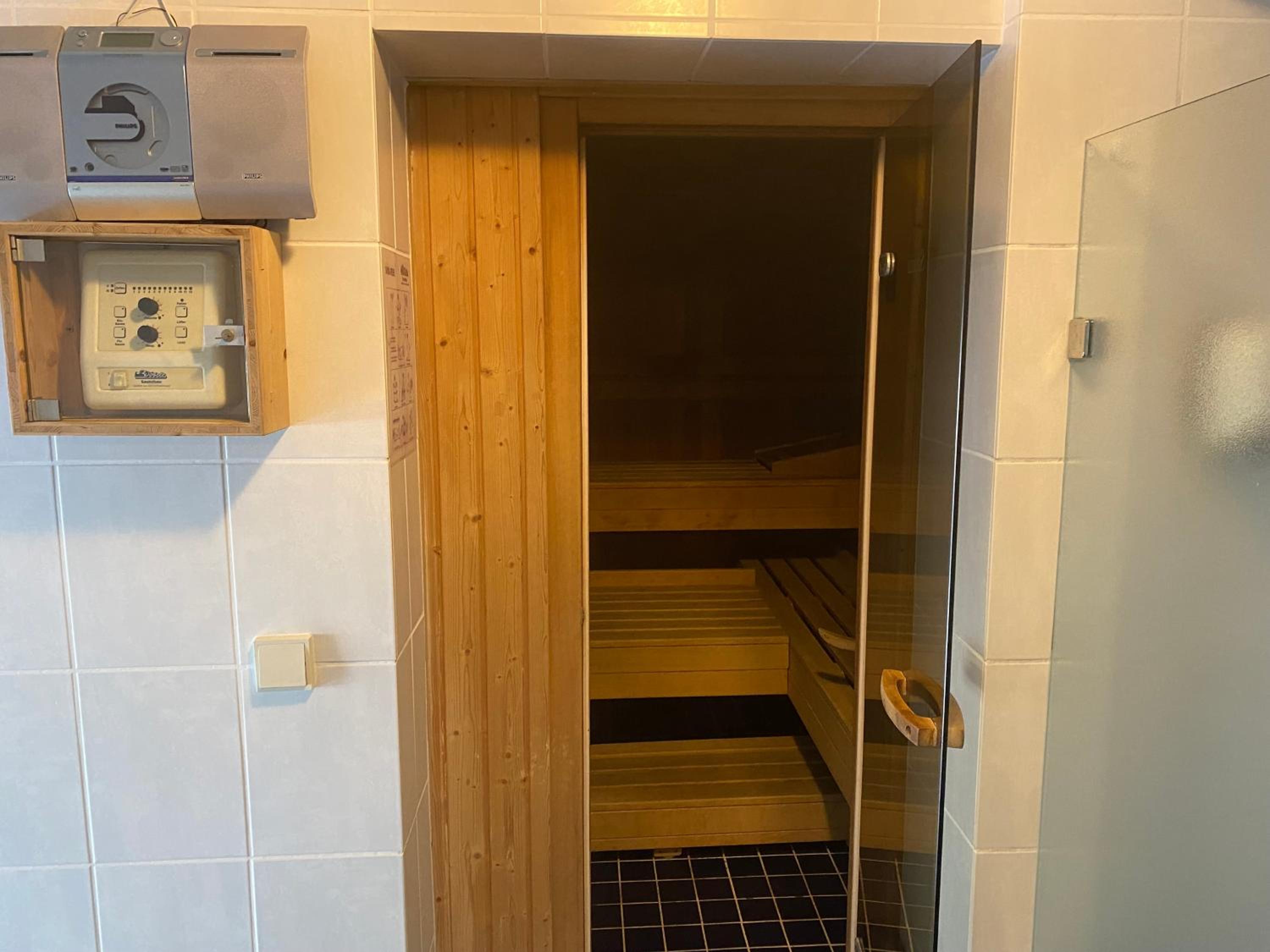 2-Zimmer-Ferienwohnung mit 2 Balkons - Golf, Bike & Wellness im Markgräflerland!