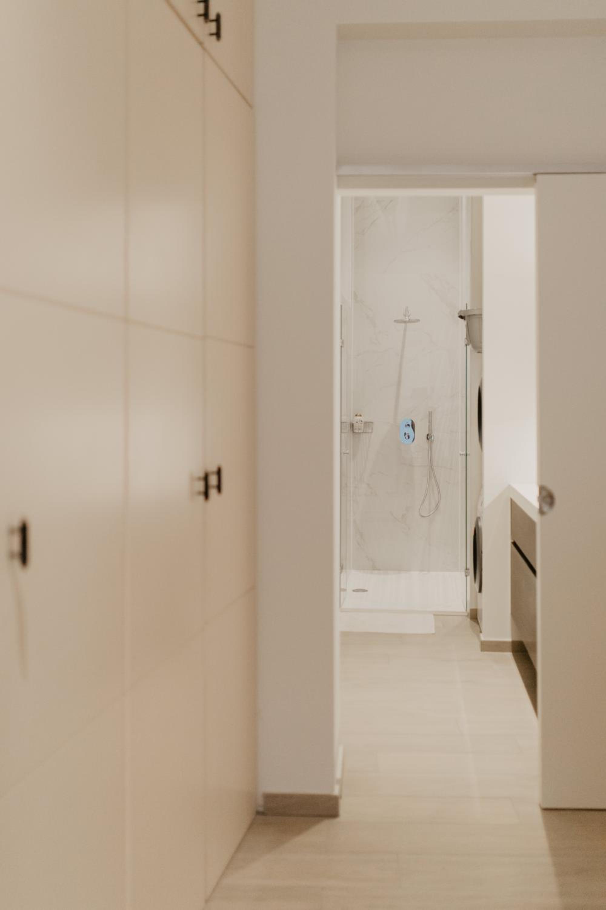 Blue Bird Residence Suite Moriaan